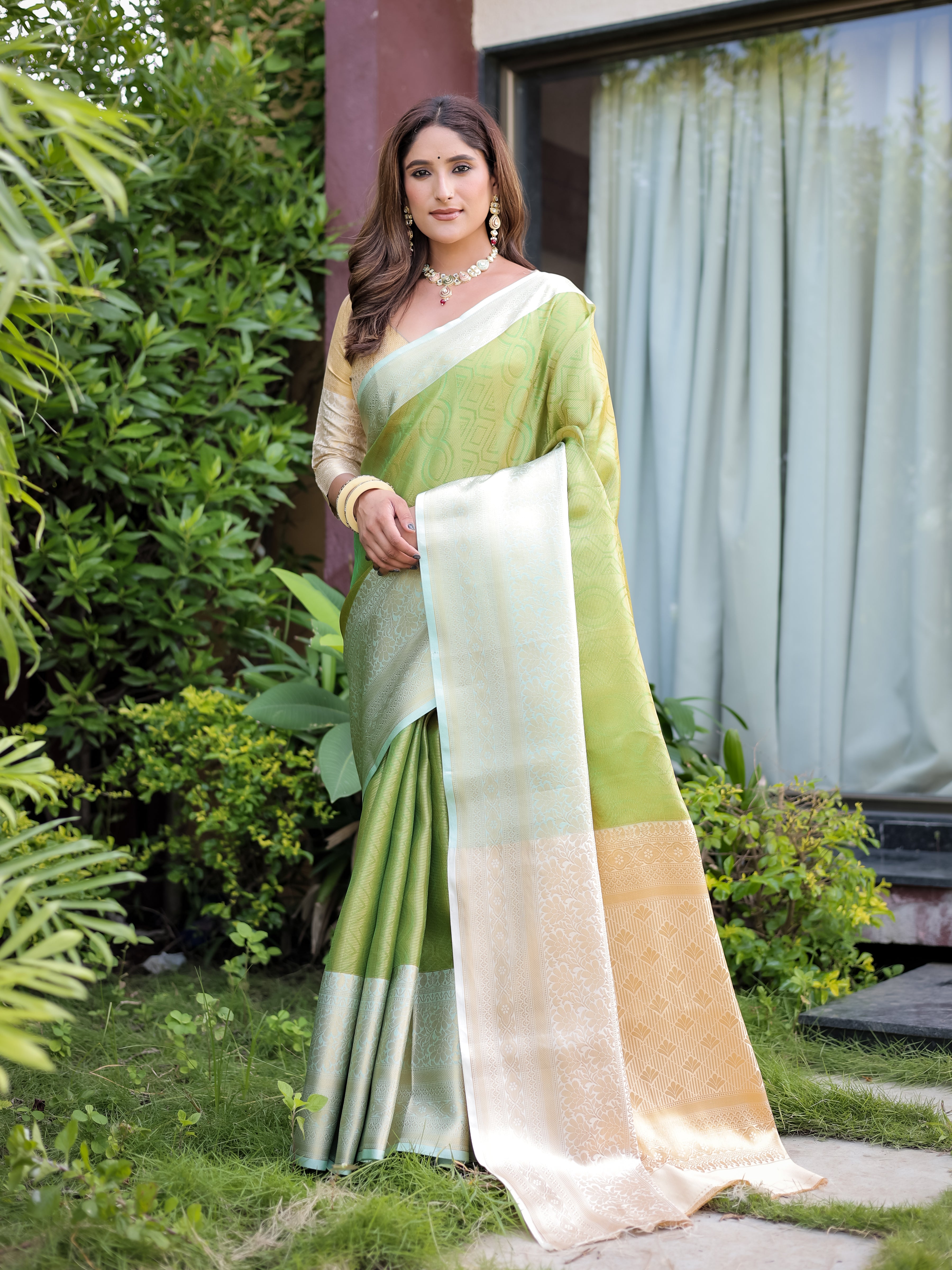 Faux Banarasi Handloom Pure Zari Saree