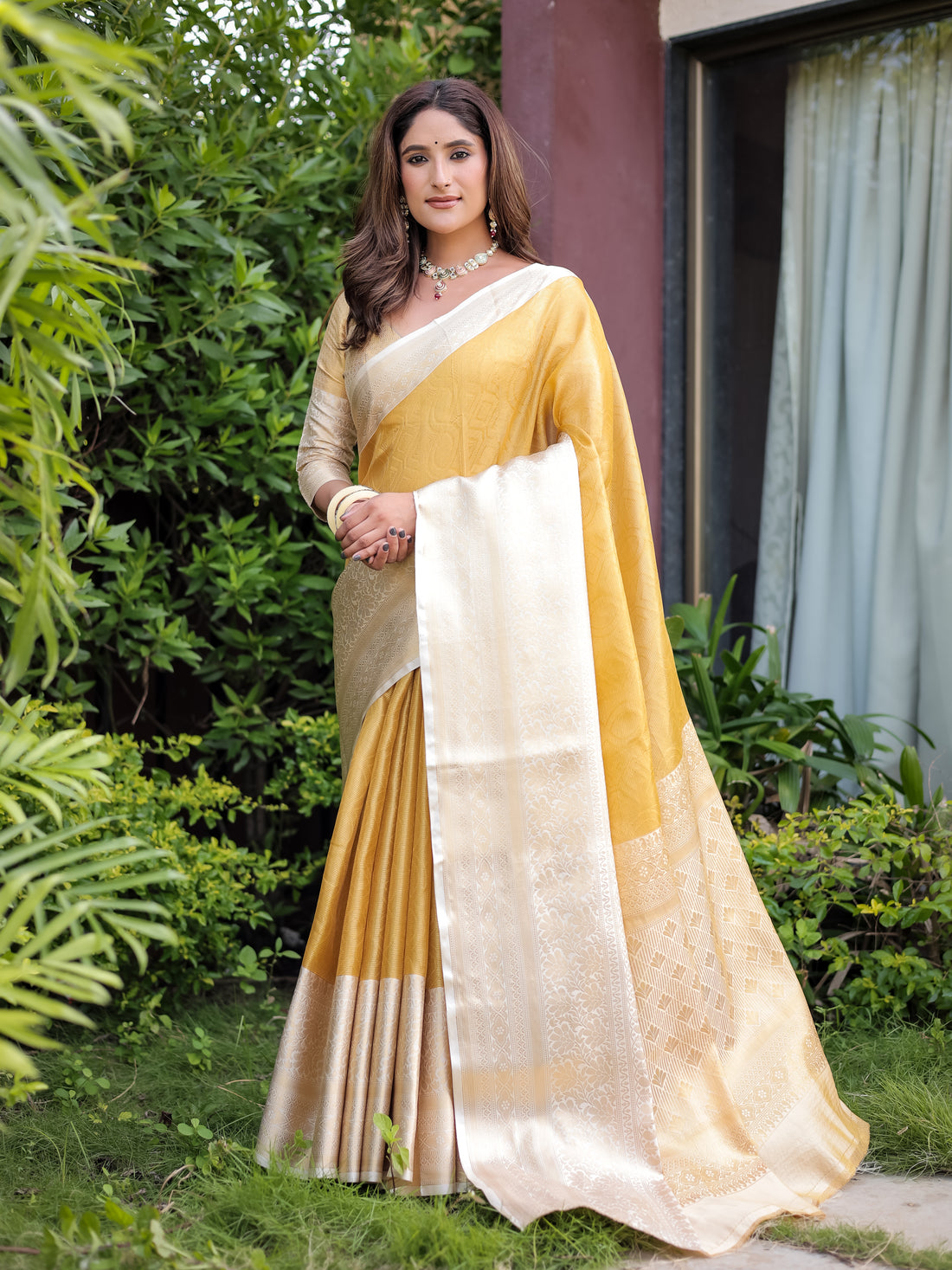 Faux Banarasi Handloom Pure Zari Saree