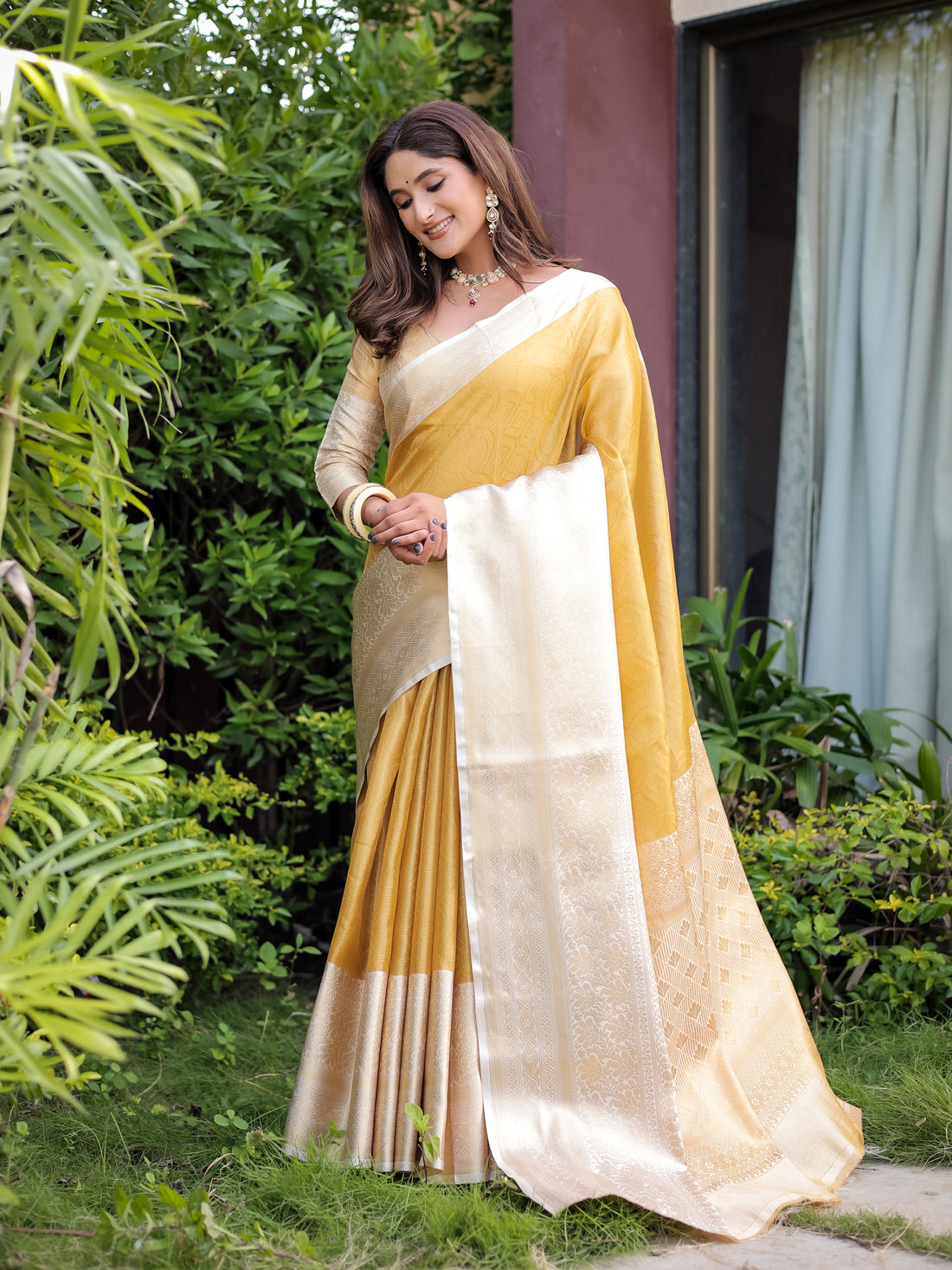 Faux Banarasi Handloom Pure Zari Saree