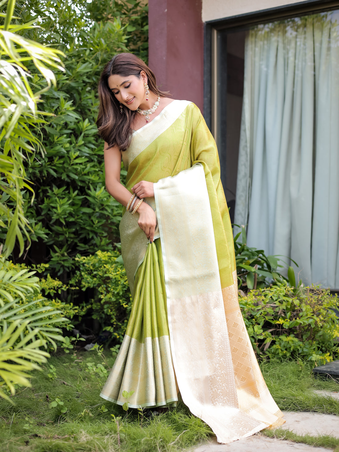 Faux Banarasi Handloom Pure Zari Saree