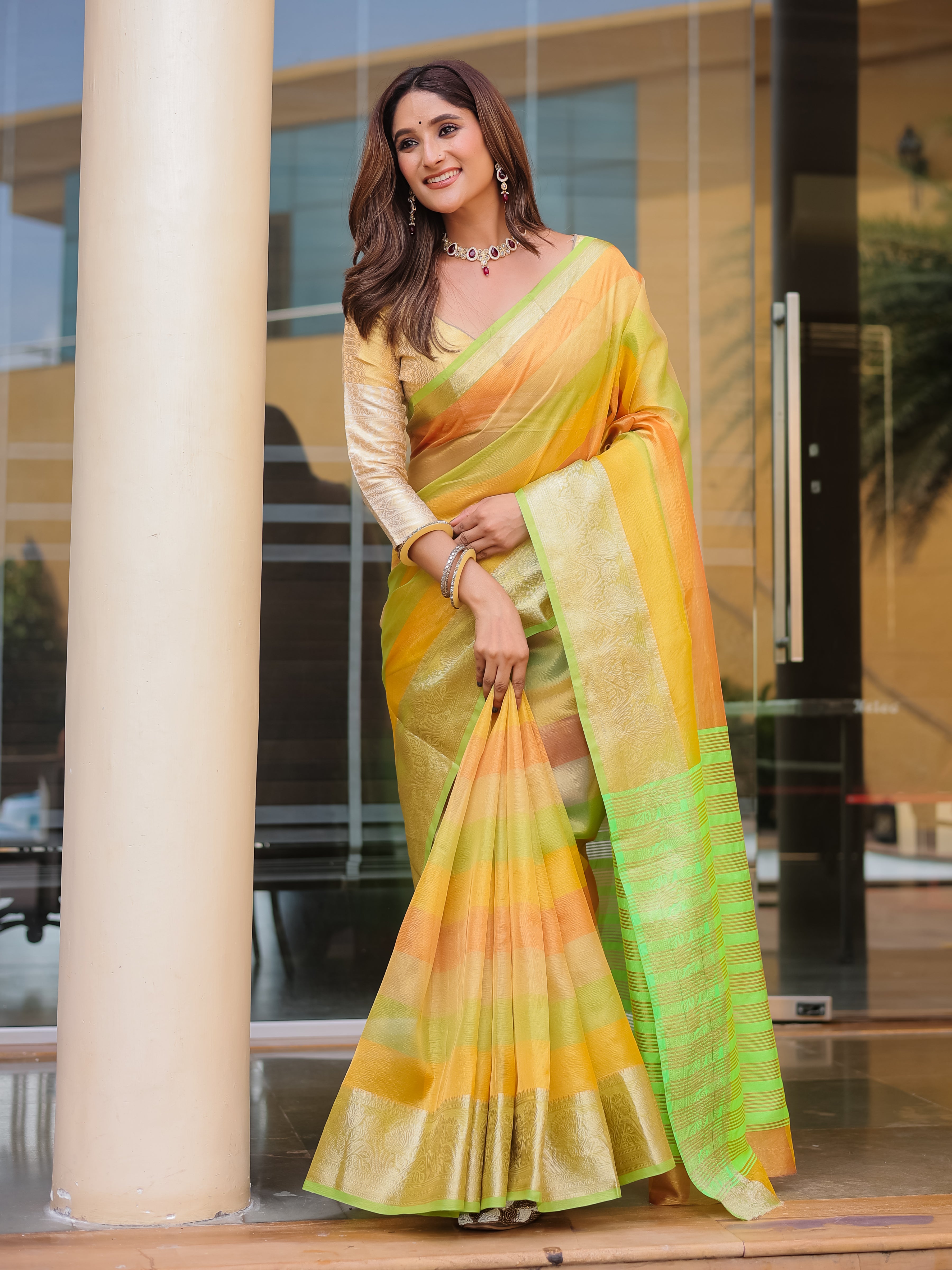 Algae Green Banarasi Handloom Crush Saree