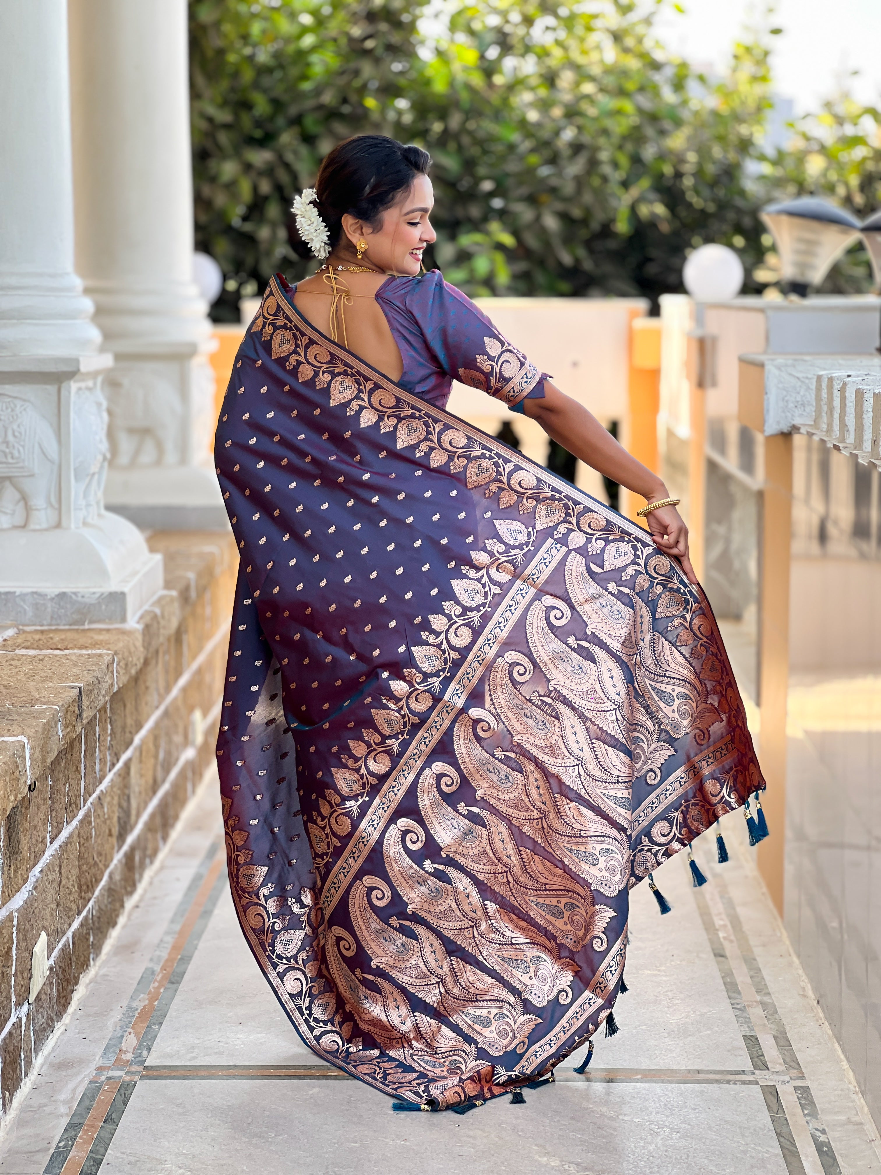 Anjir Soft Banarasi Silk Blend Saree With Zari Weaving