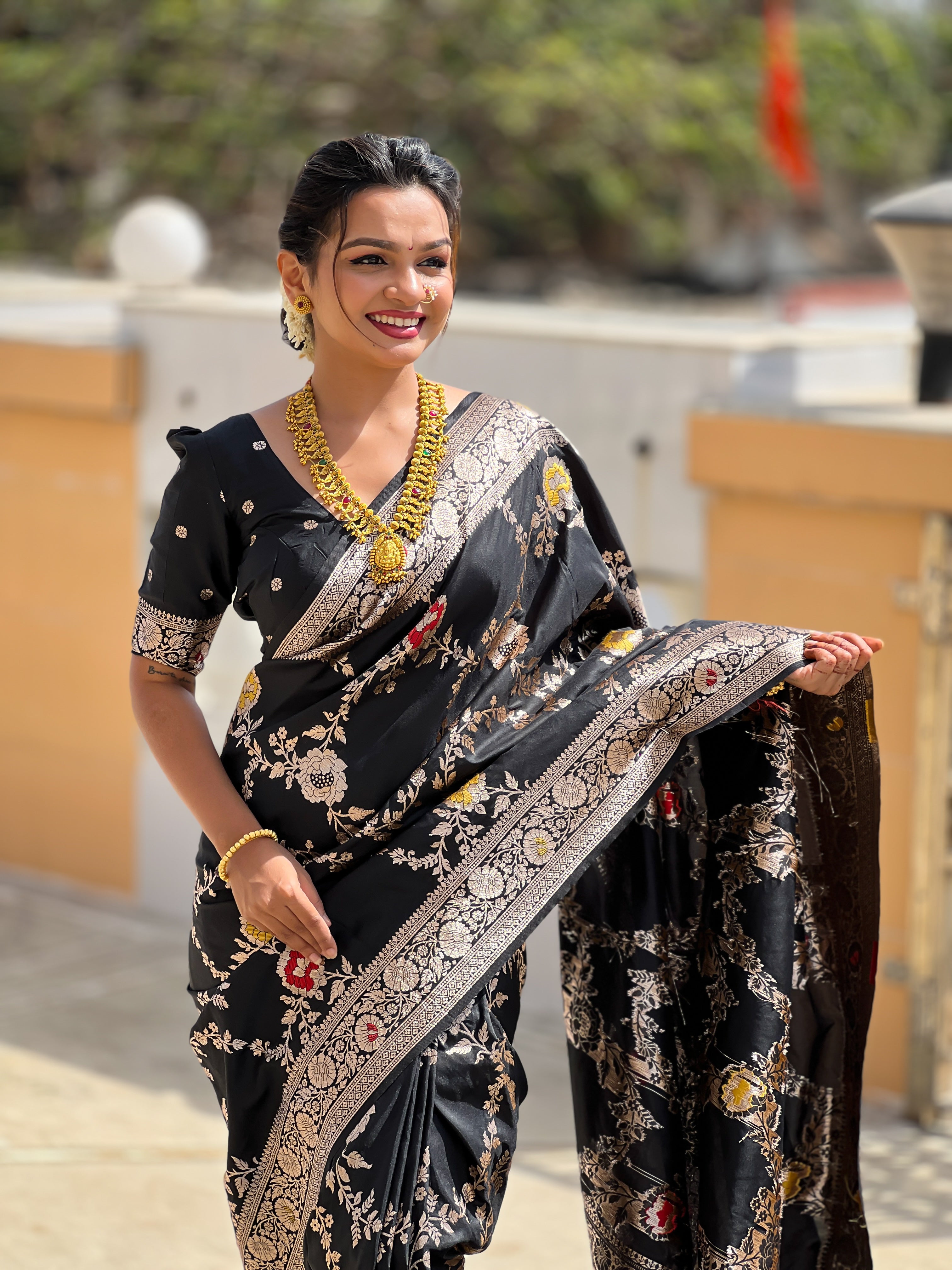 Black Soft Banarasi Silk Saree with Zari Weaving Meenakari Touchup Design