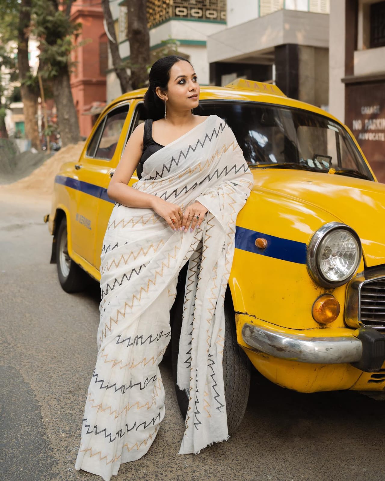 Faux Georgette Daily Wear Thread Work Saree