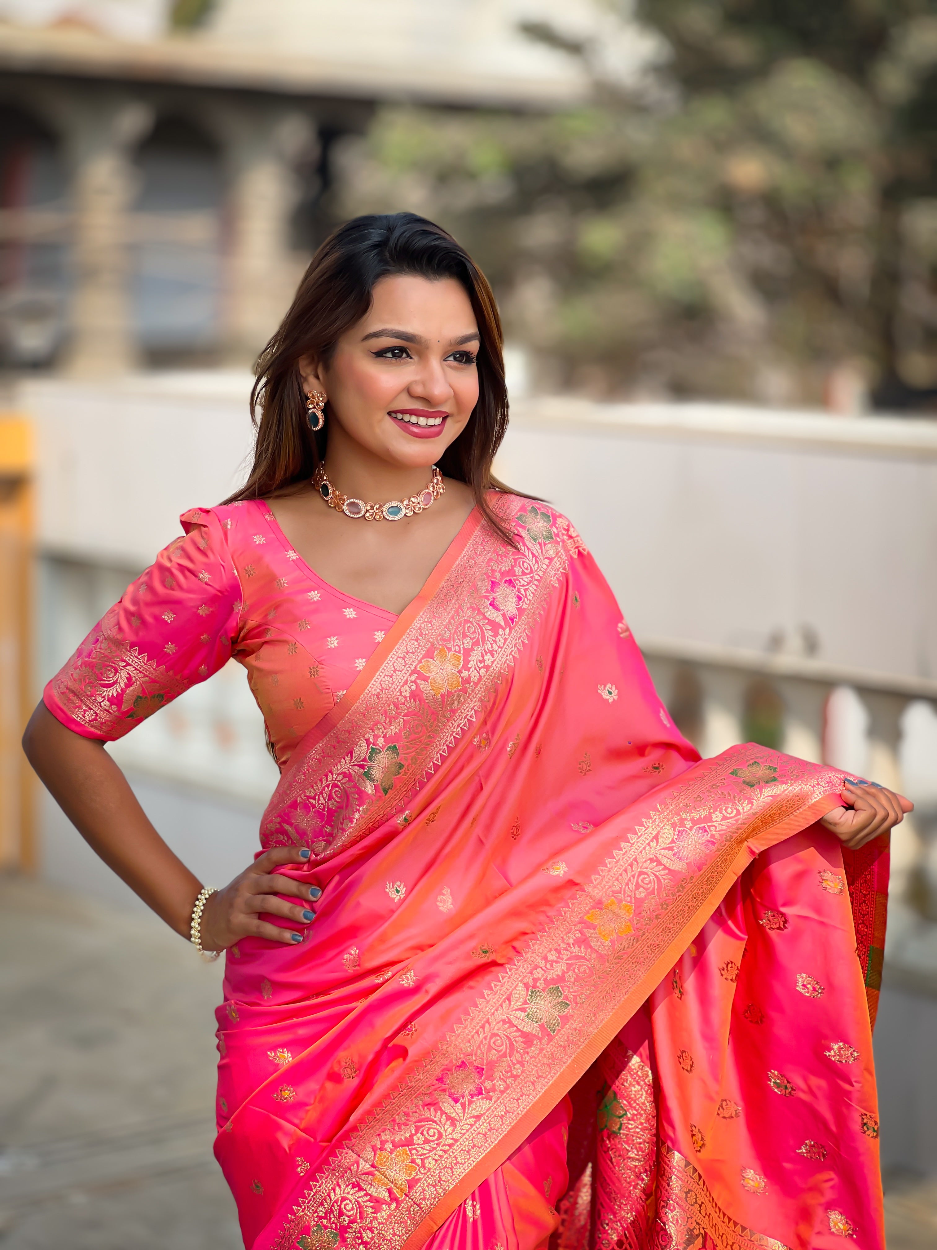 Gajri Pink Soft Banarasi Silk Saree With Zari Weaving Meenakari