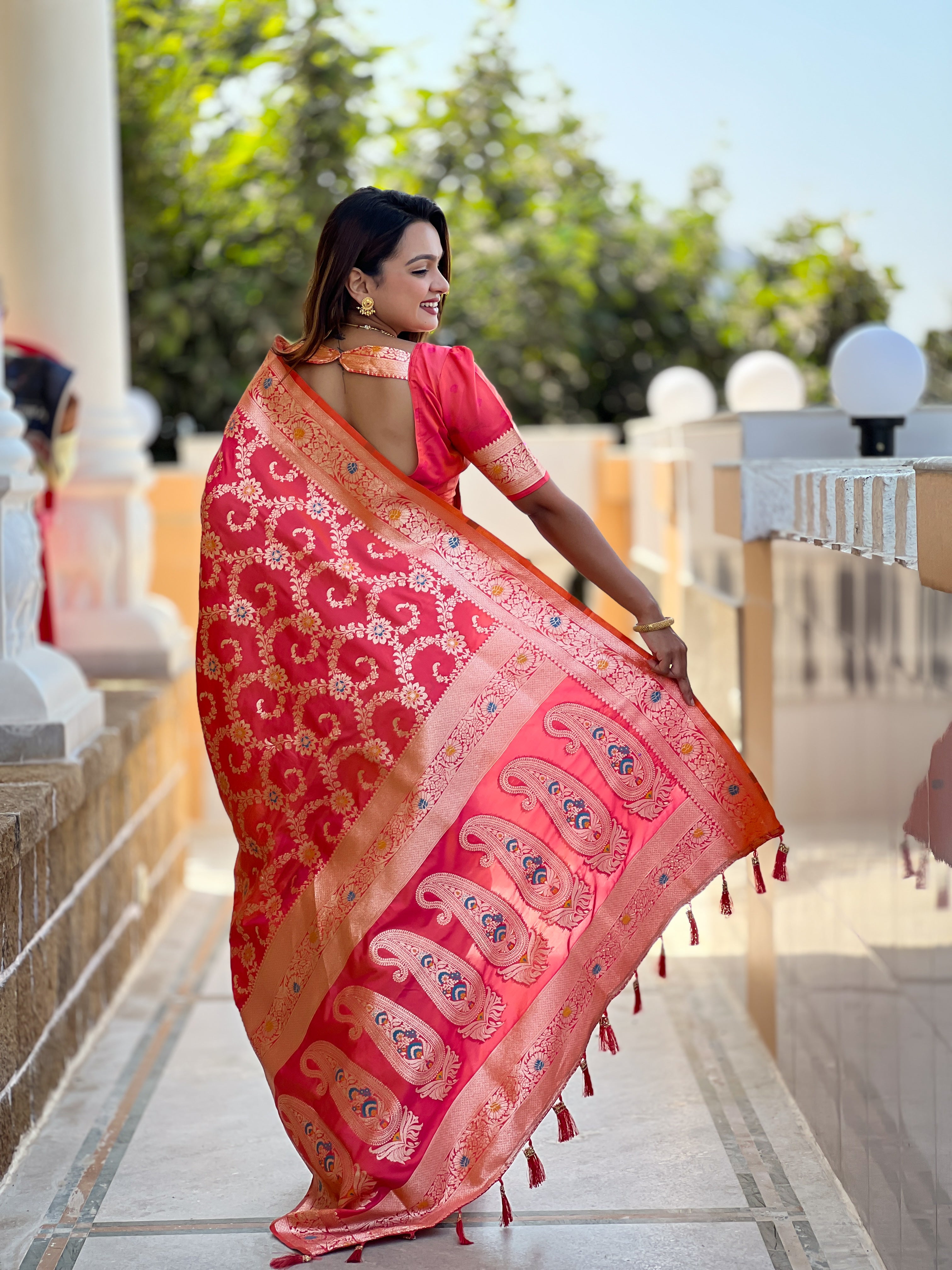 Gajri Pink Soft Banarasi Silk Saree with Zari Weaving Meenakari