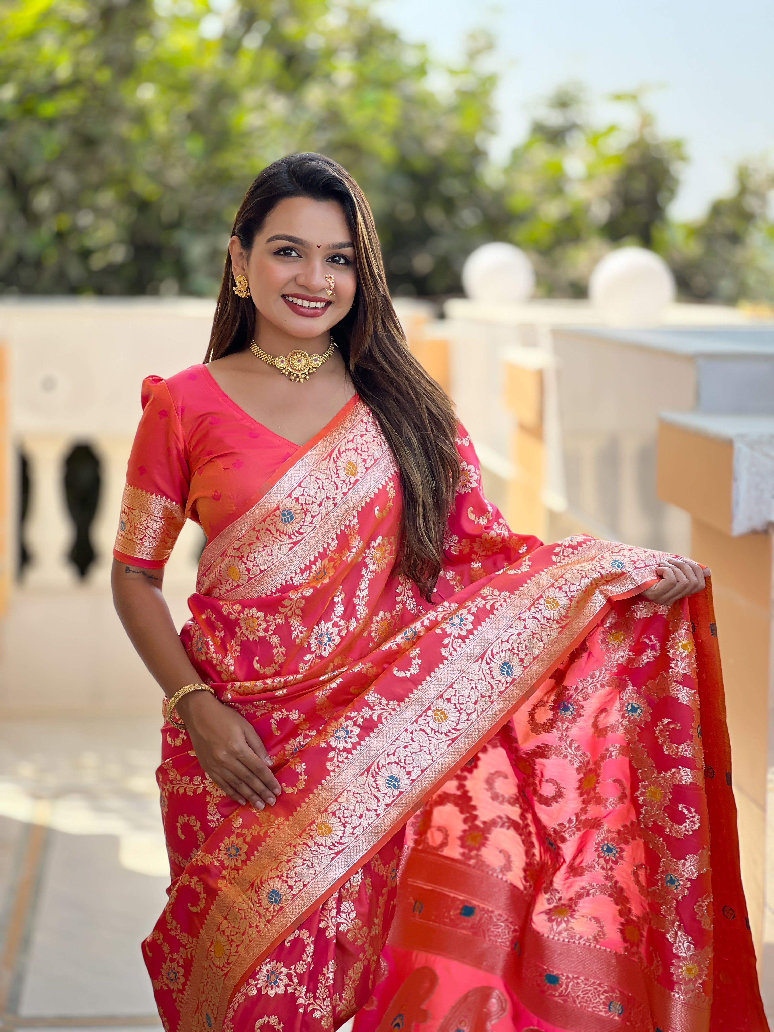 Gajri Pink Soft Banarasi Silk Saree with Zari Weaving Meenakari