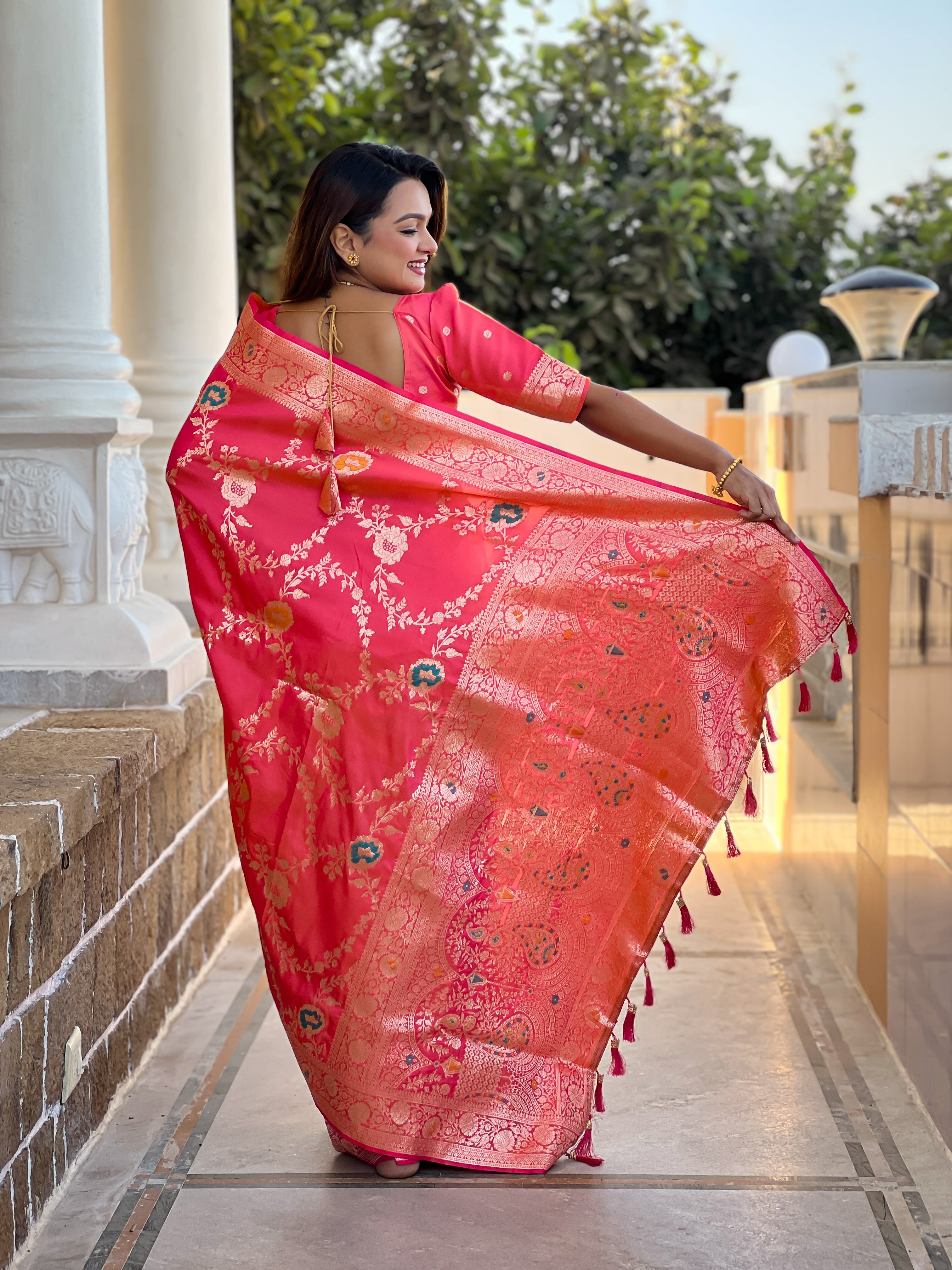 Gajri Pink Soft Banarasi Silk Saree with Zari Weaving Meenakari Touchup Design