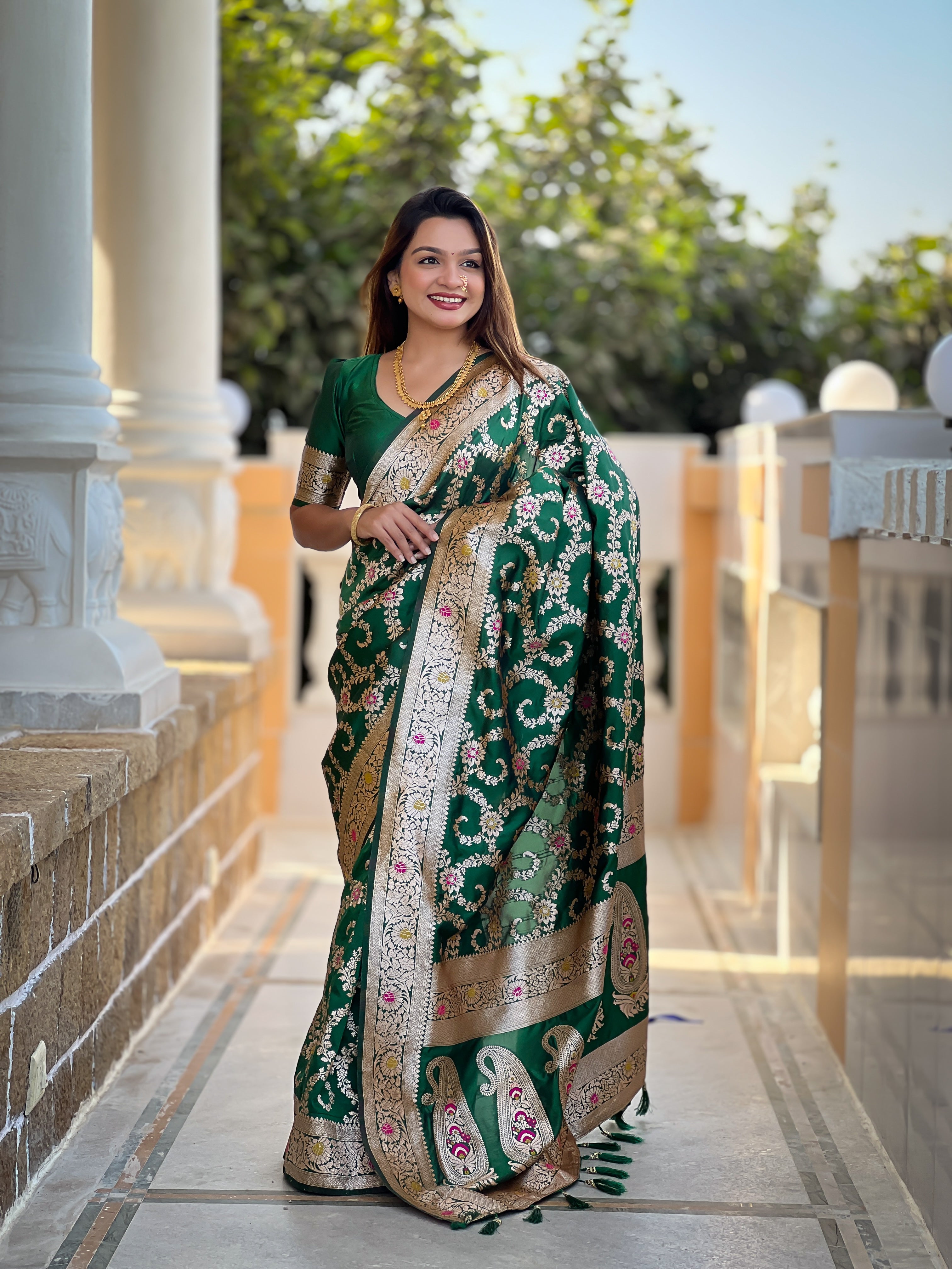 Green Soft Banarasi Silk Saree with Zari Weaving Meenakari