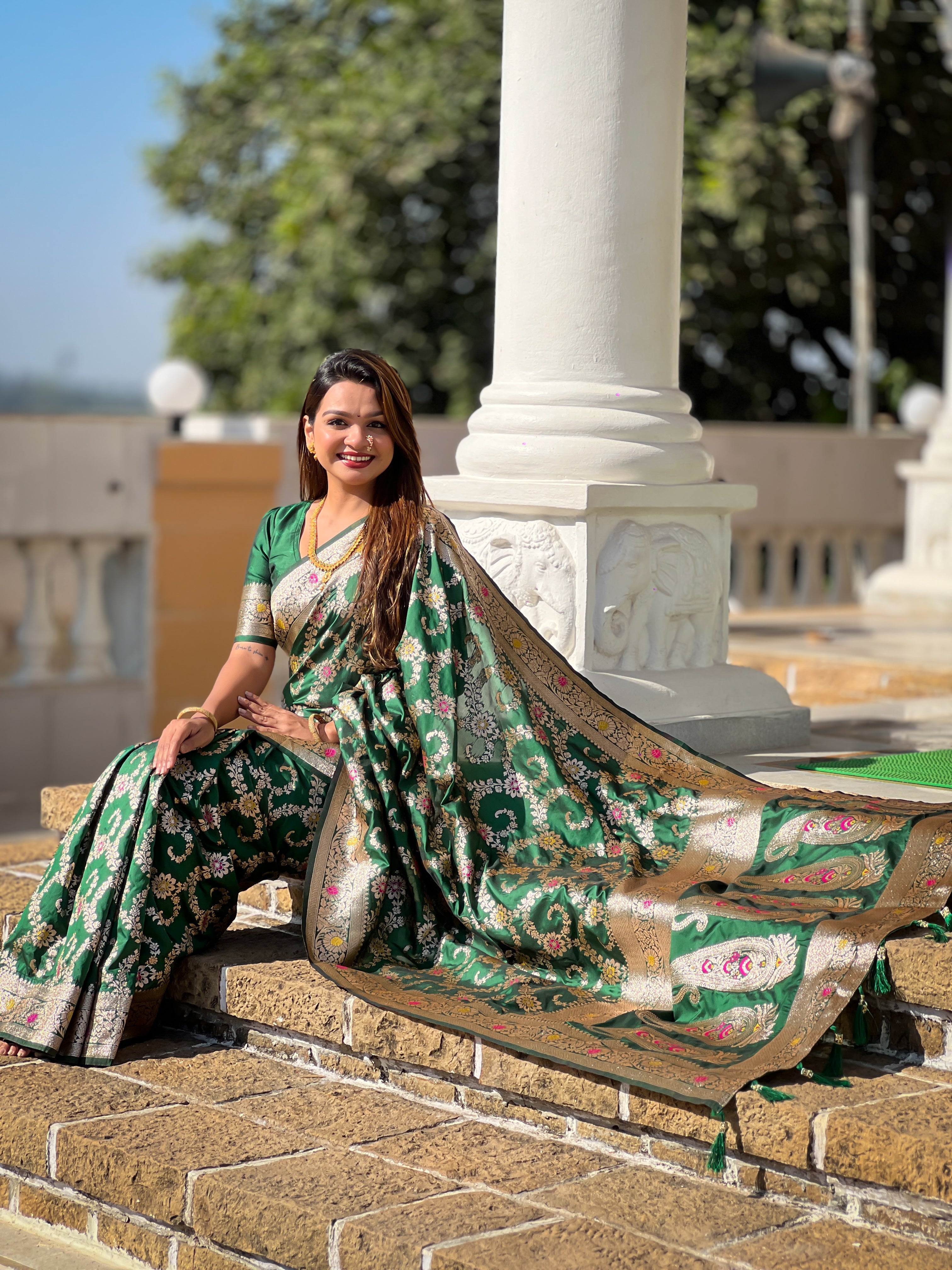 Green Soft Banarasi Silk Saree with Zari Weaving Meenakari