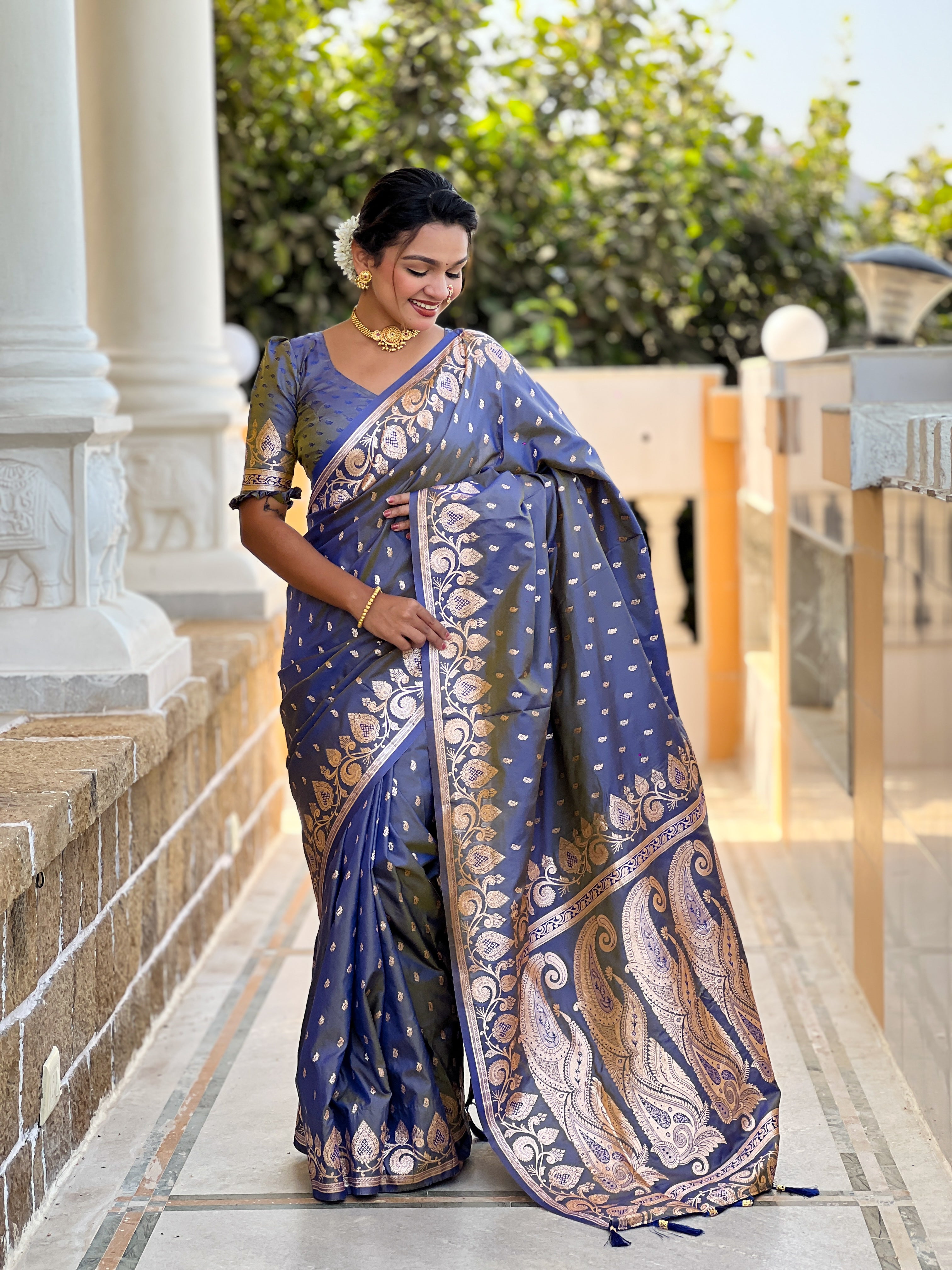 Grey Soft Banarasi Silk Blend Saree With Zari Weaving