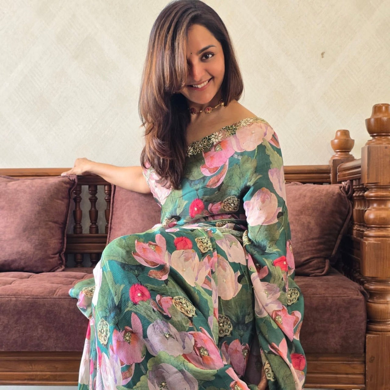 Heavy Soft Tebby Silk Fabric With Beutifull Floral Print Saree