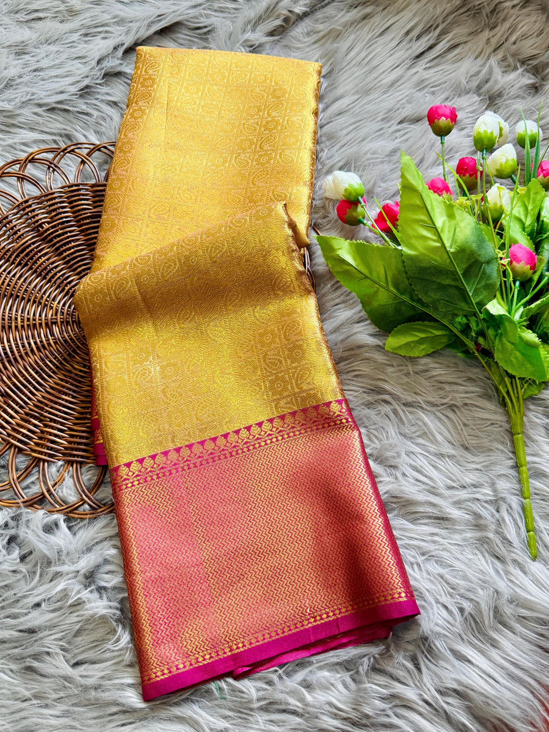 Luxor Gold Rani Mukherji Inspired Premium Tissue Silk Saree