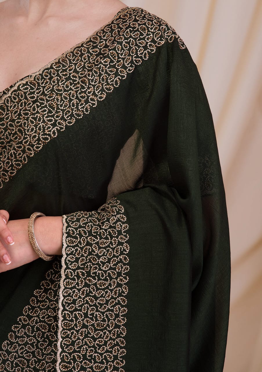 Mehendi Embroidery Zari Thread Work Stonework Art Saree