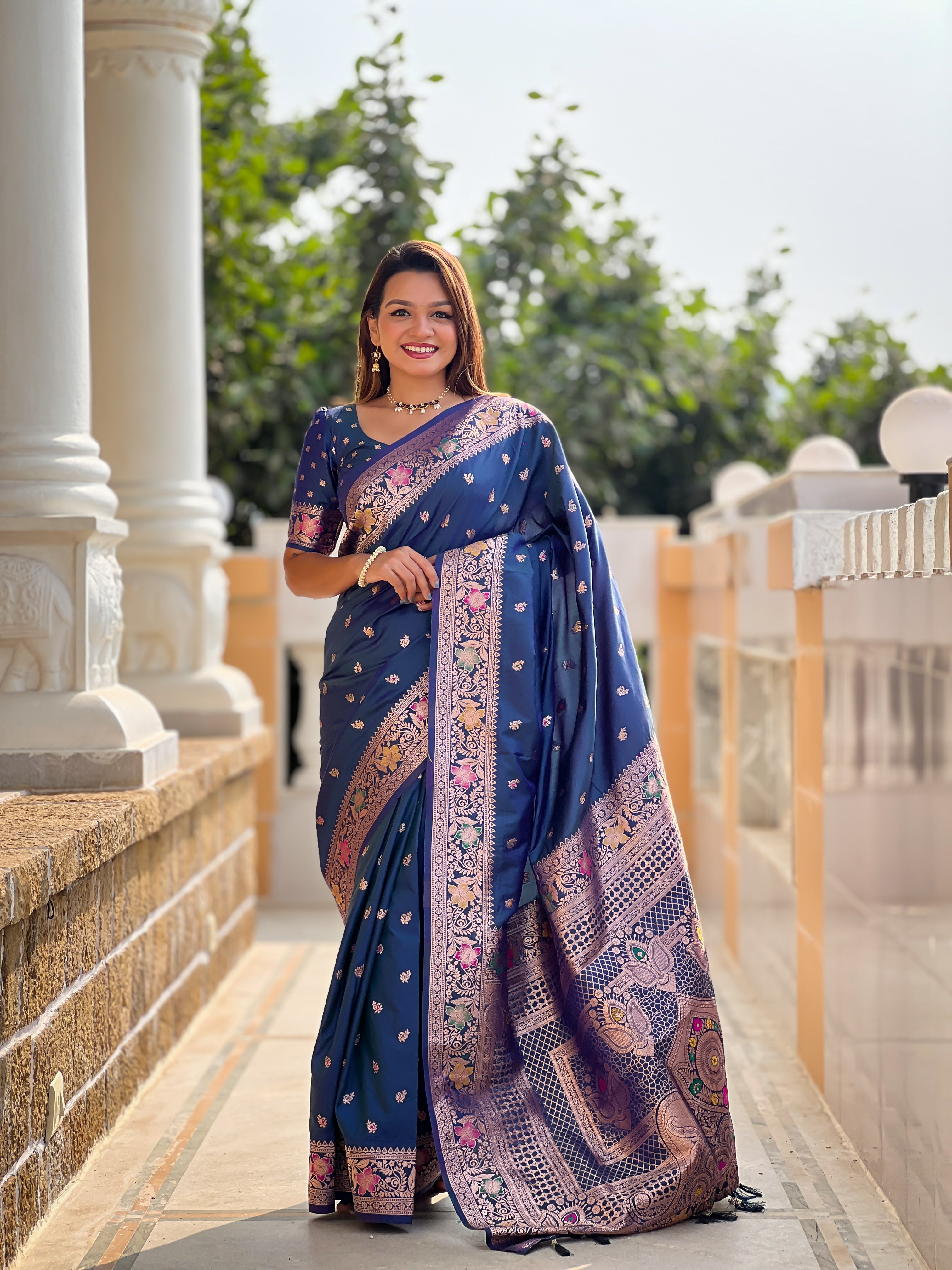 Morpich Soft Banarasi Silk Saree With Zari Weaving Meenakari
