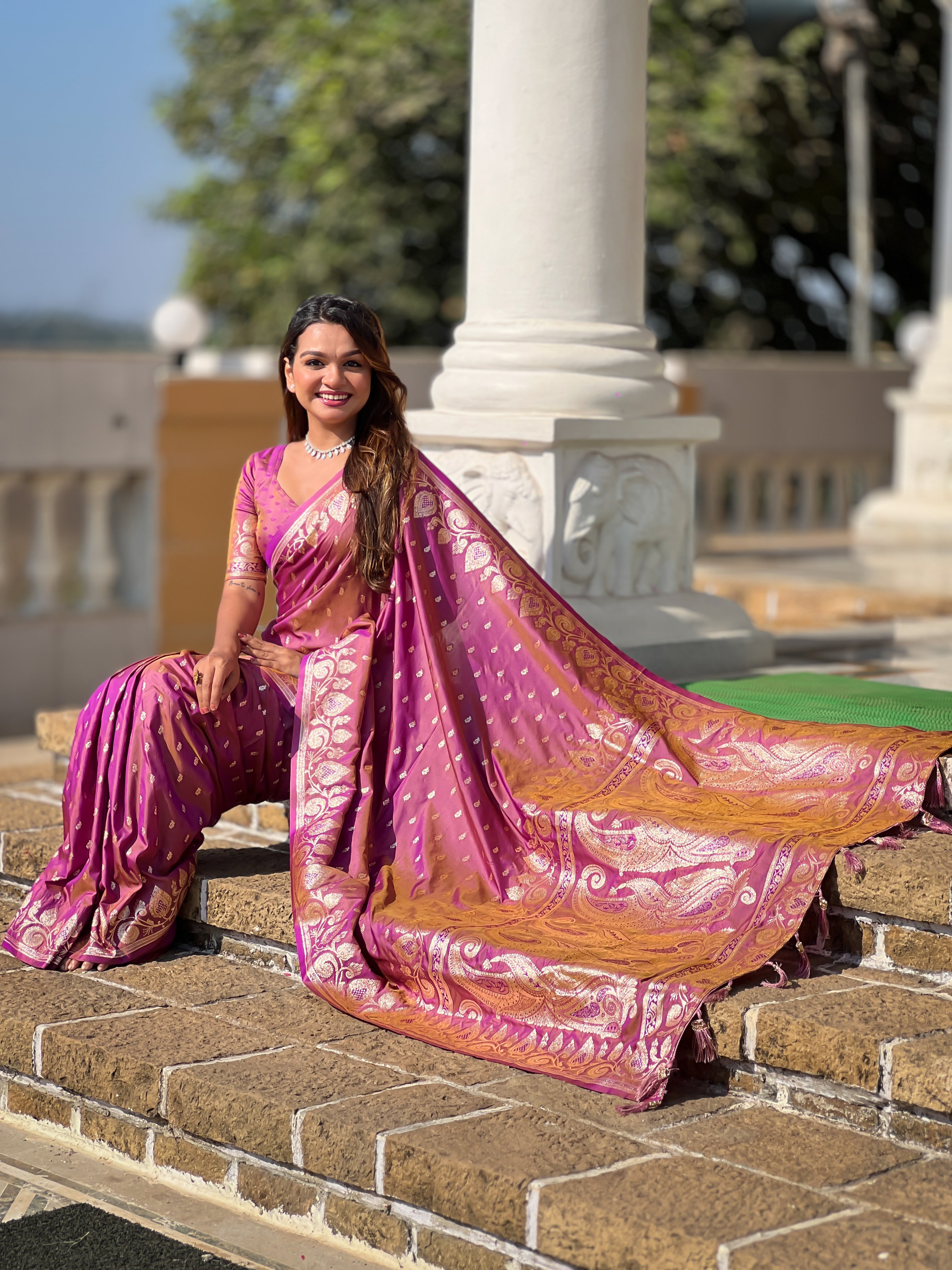 Onion Pink Soft Banarasi Silk Blend Saree With Zari Weaving