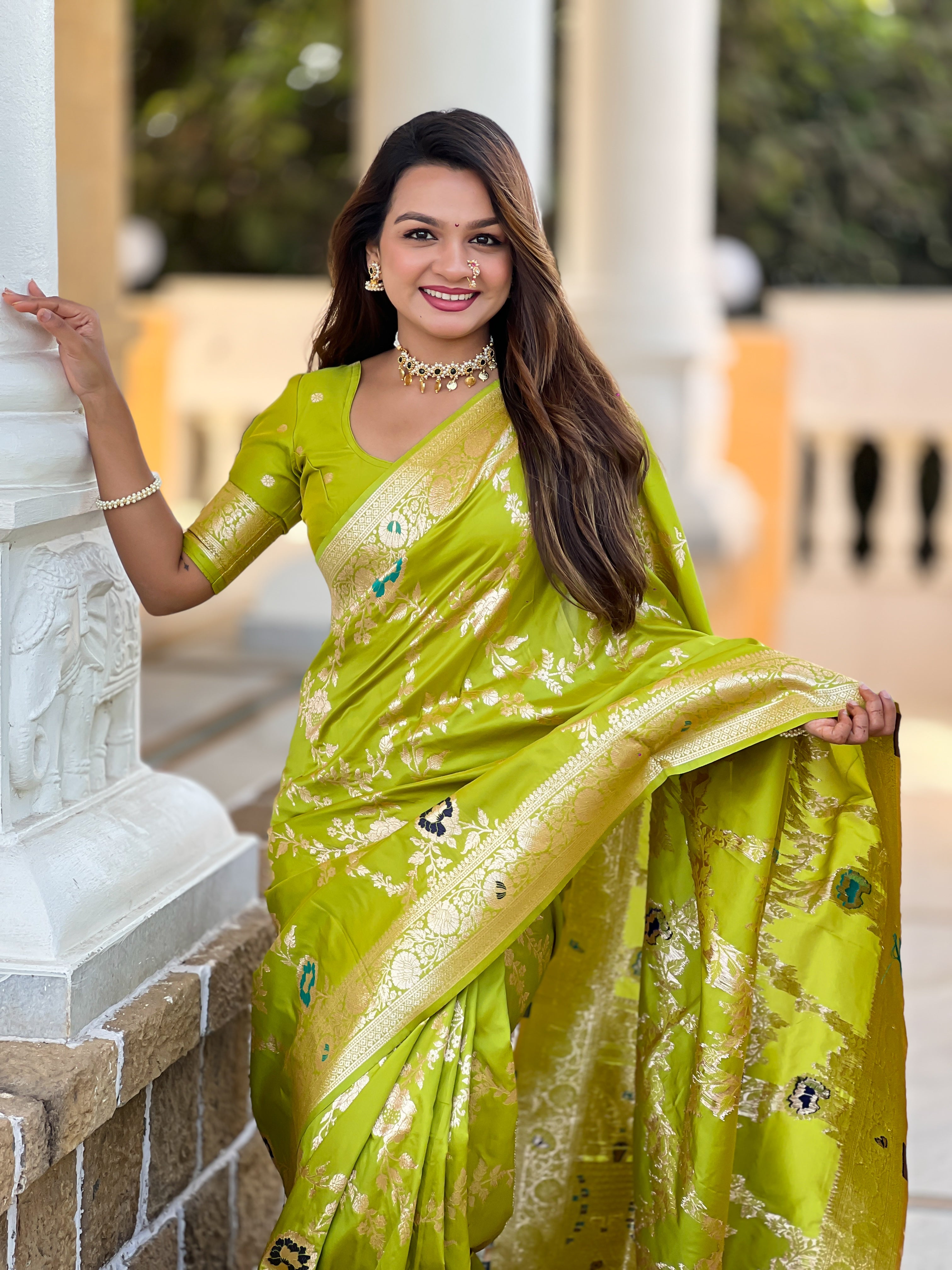 Perrot Green Soft Banarasi Silk Saree with Zari Weaving Meenakari Touchup Design