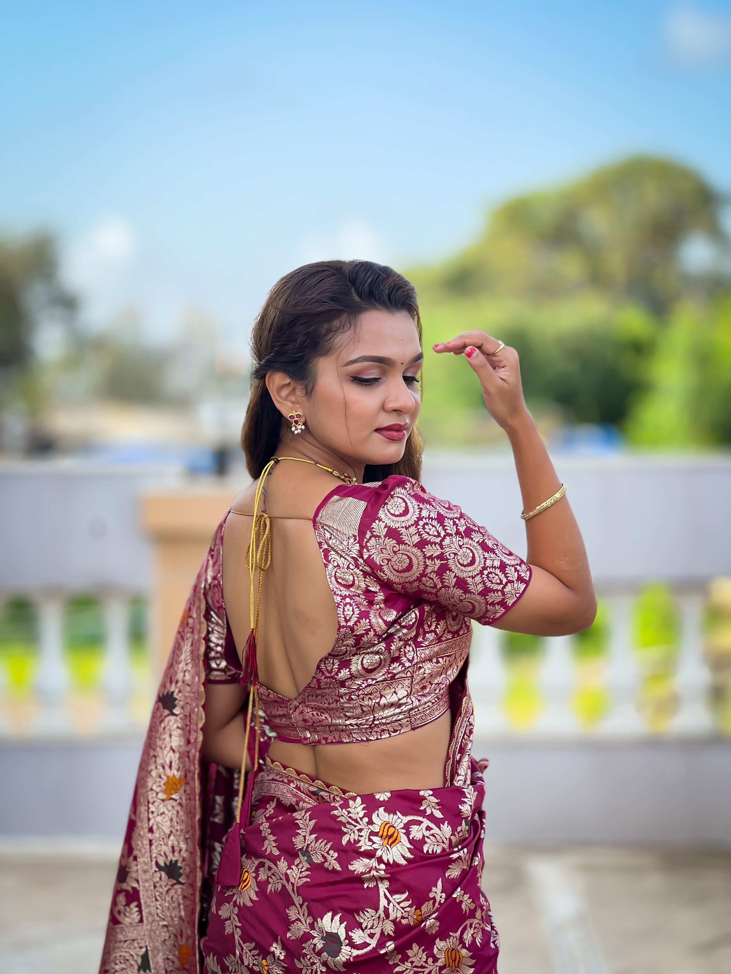 Pure Viscose Dolla Silk Saree with Heavy Meenakari Work