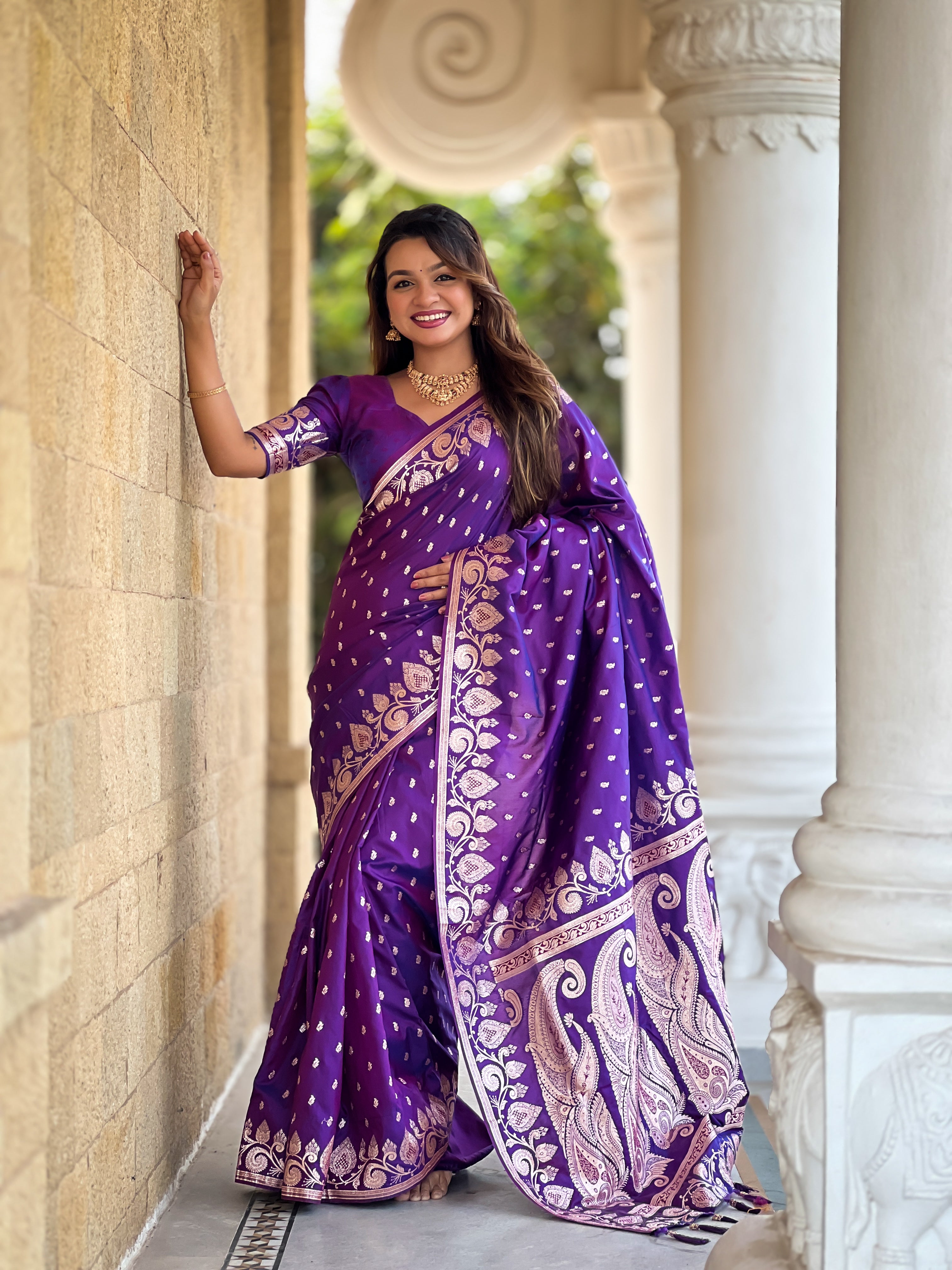 Purple Soft Banarasi Silk Blend Saree With Zari Weaving