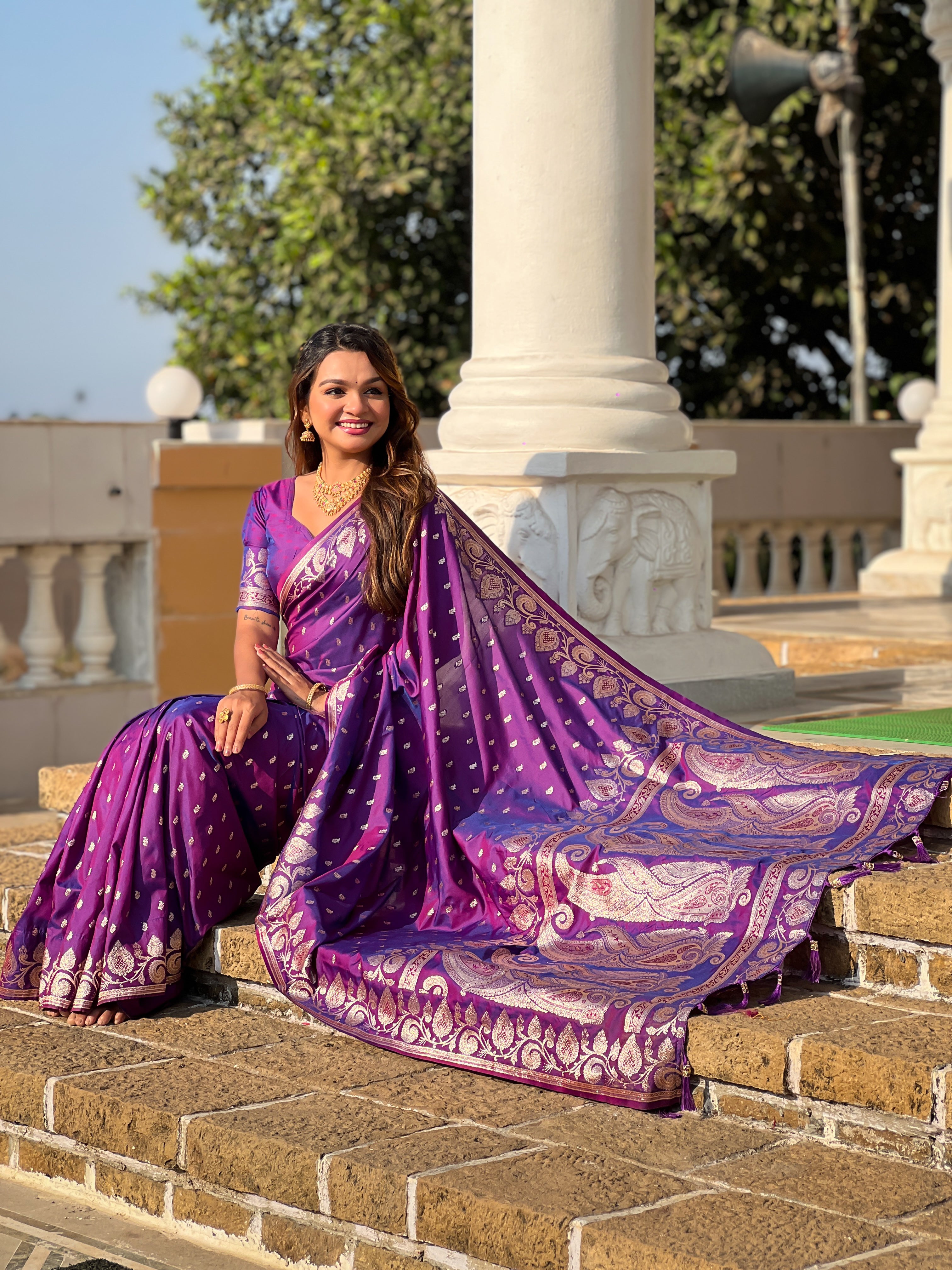 Purple Soft Banarasi Silk Blend Saree With Zari Weaving
