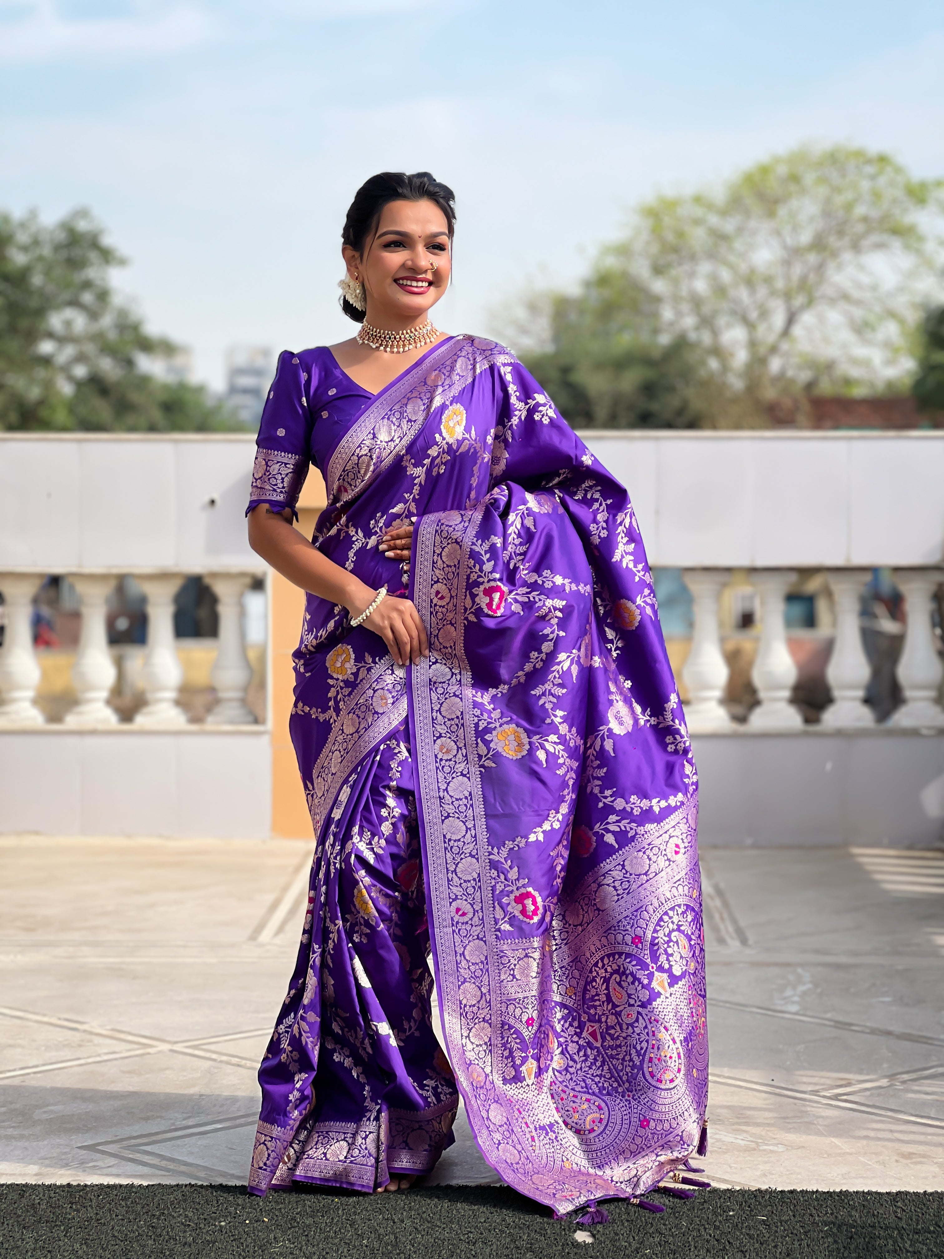 Purple Soft Banarasi Silk Saree with Zari Weaving Meenakari Touchup Design