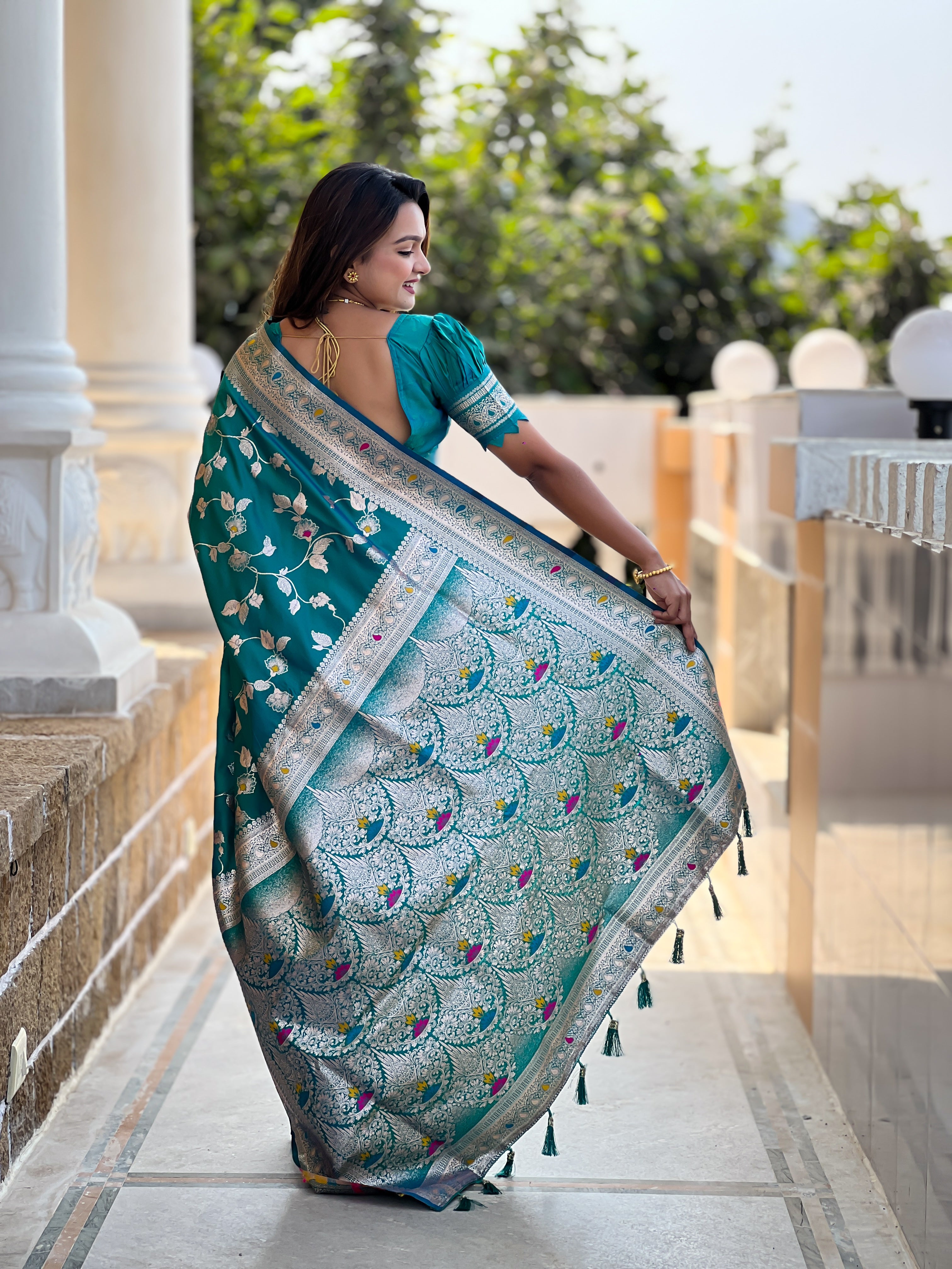 Rama Zari Embroidered Banarasi Silk Saree