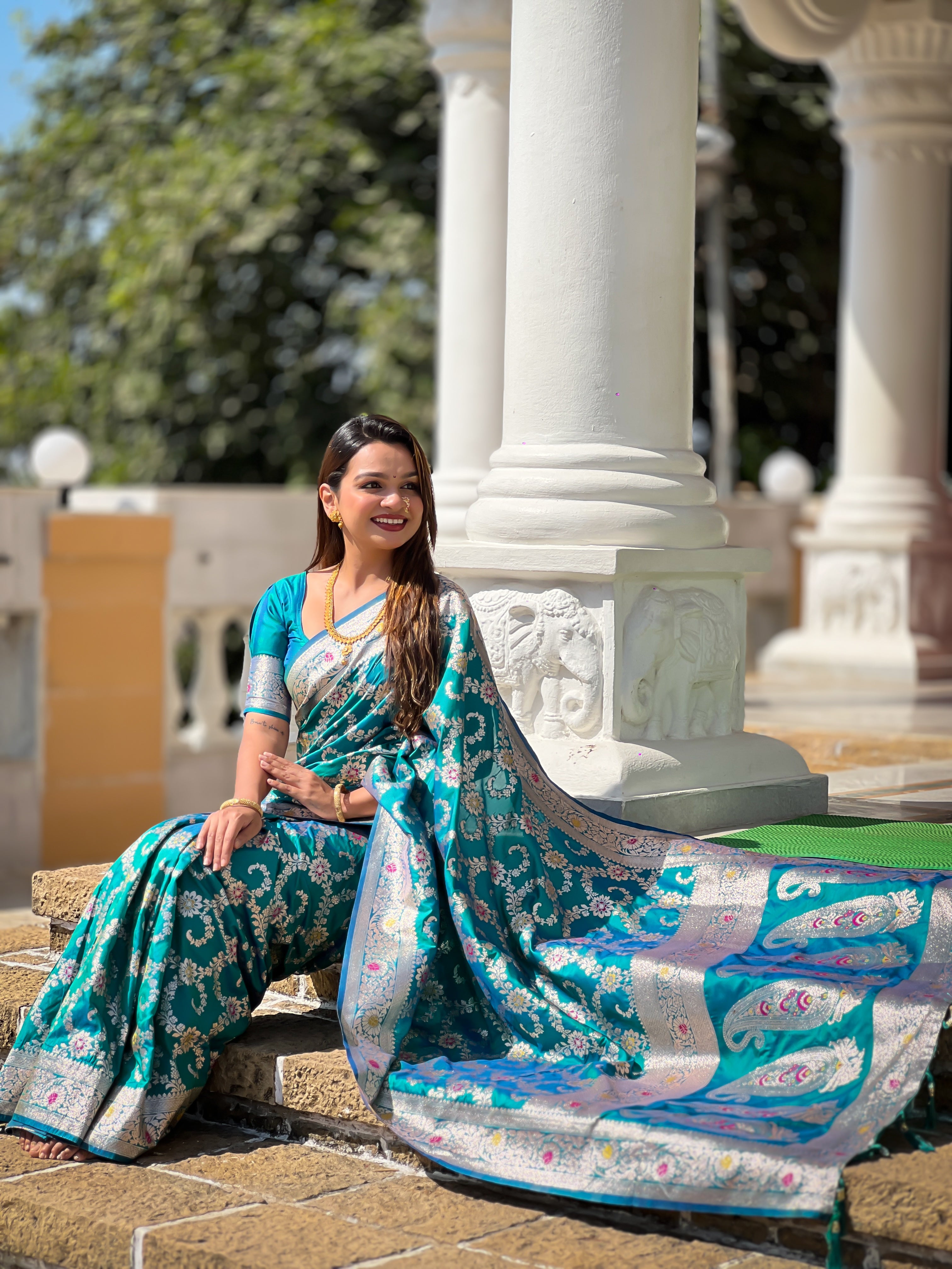 Rama Soft Banarasi Silk Saree with Zari Weaving Meenakari