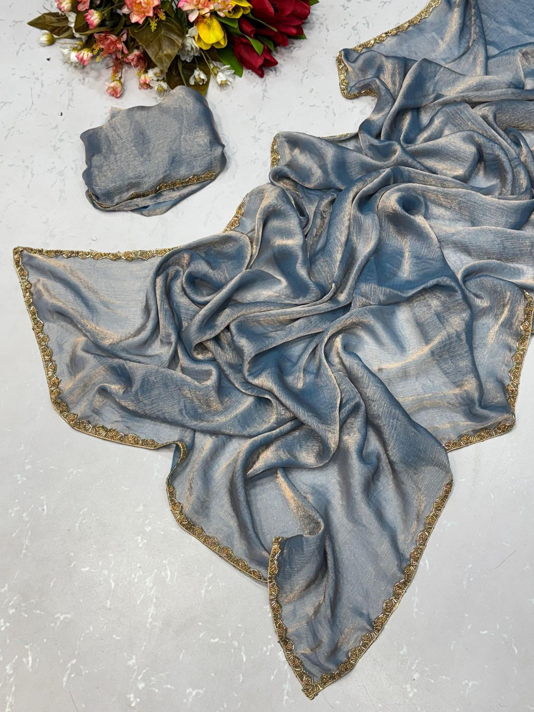 Rangoot Supper Hit Simari Shine Golden Saree