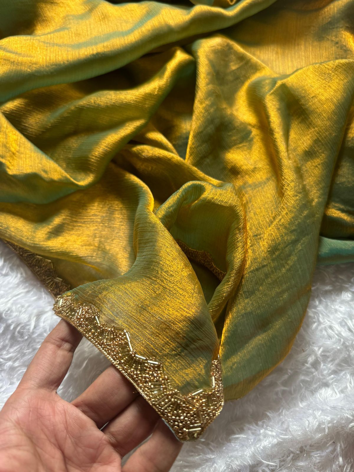 Rangoot Supper Hit Simari Shine Golden Saree