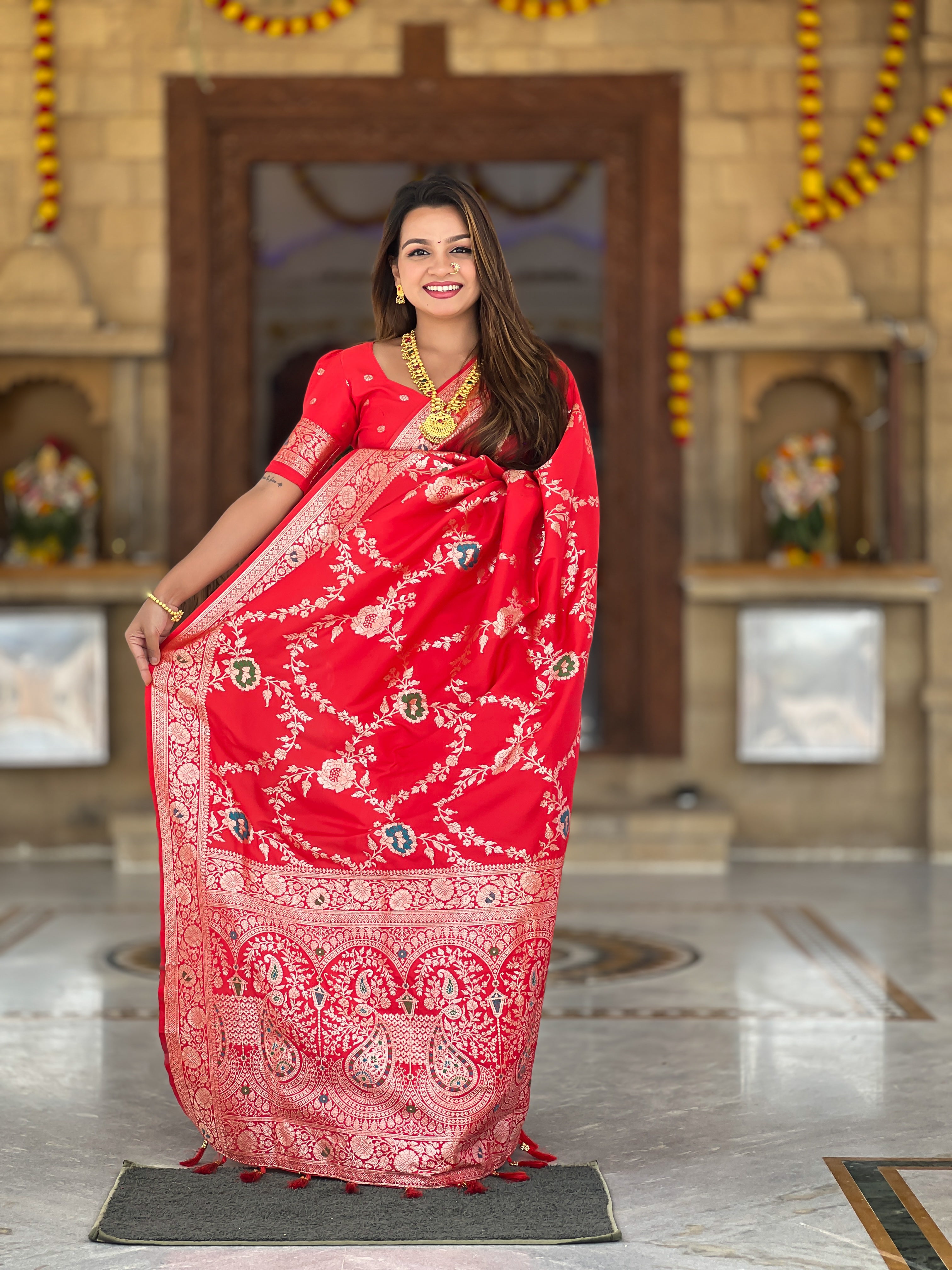 Red Soft Banarasi Silk Saree with Zari Weaving Meenakari Touchup Design