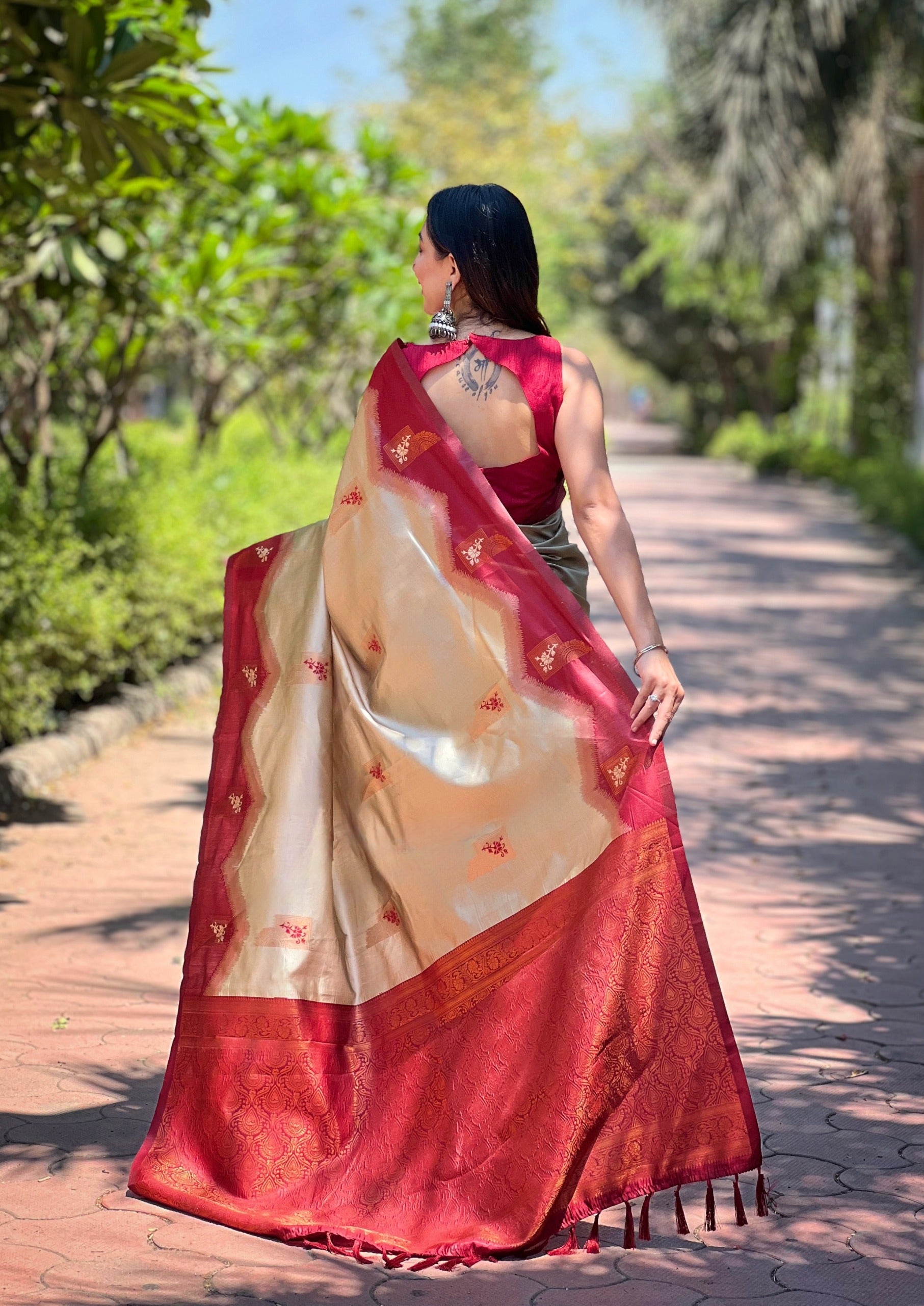 Rodeo Dust Pure Kanjivaram Full Zari Silk Saree