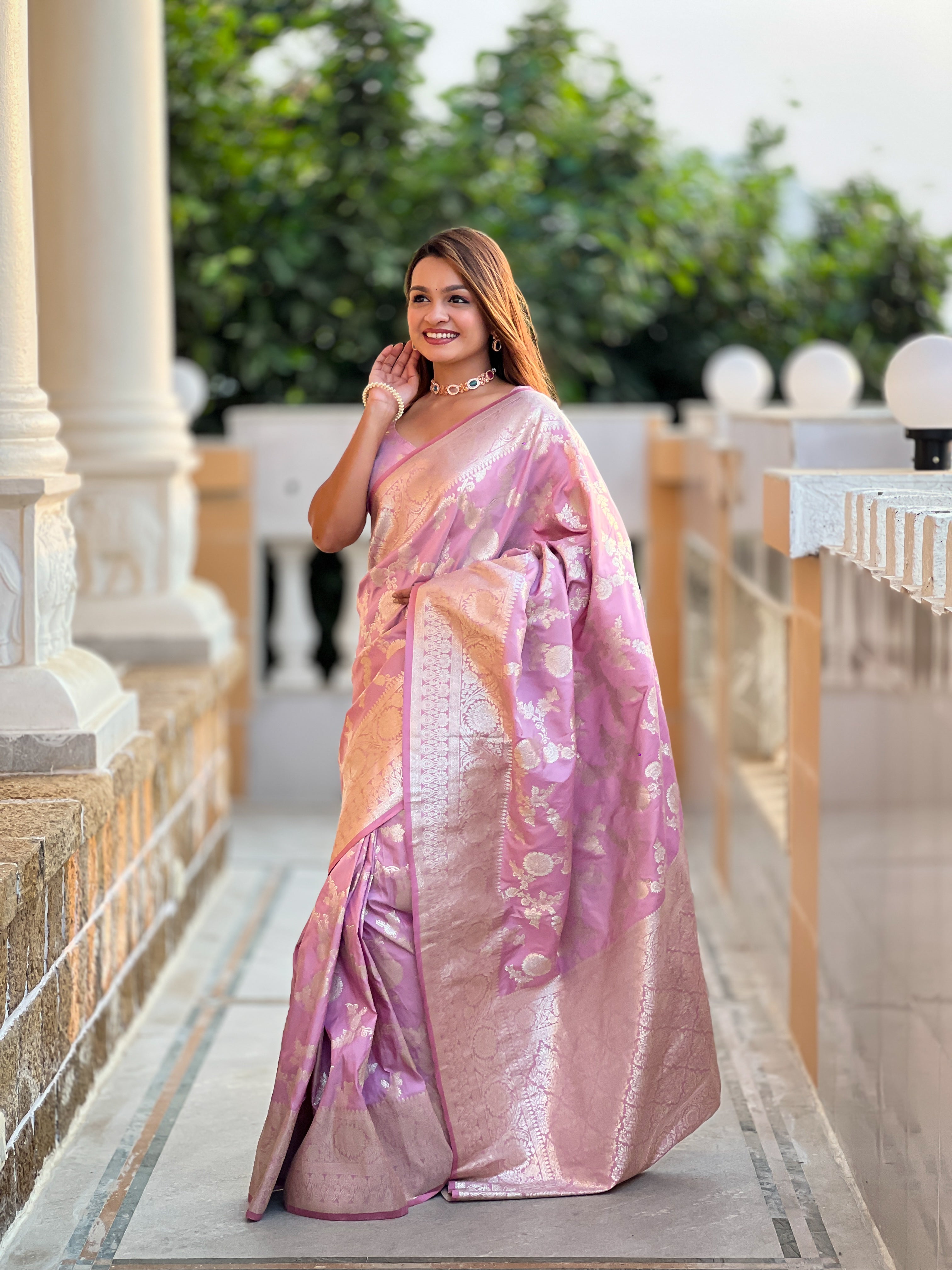 Soft Banarasi Silk Saree with Zari Weaving Touchup Design