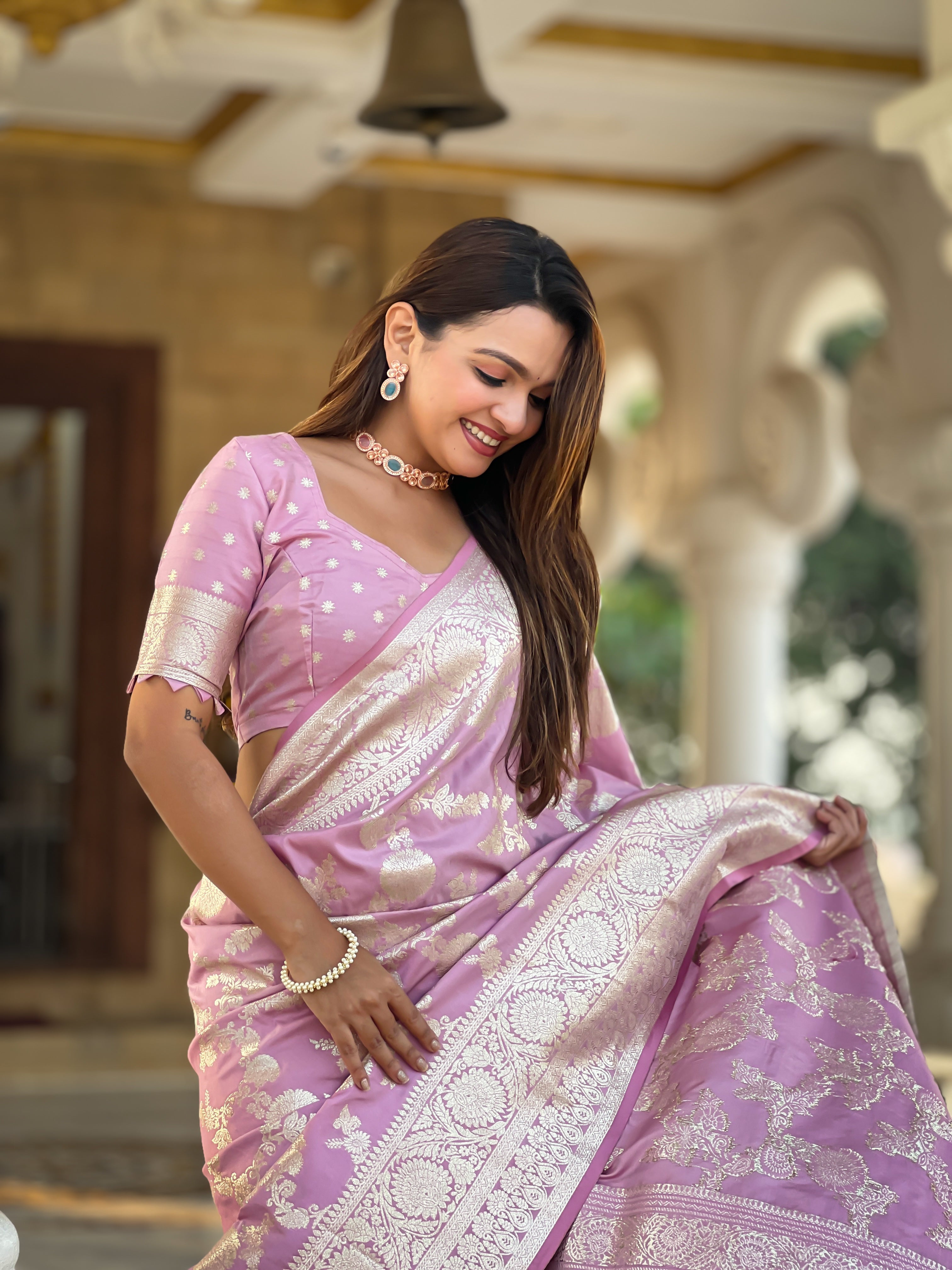 Soft Banarasi Silk Saree with Zari Weaving Touchup Design