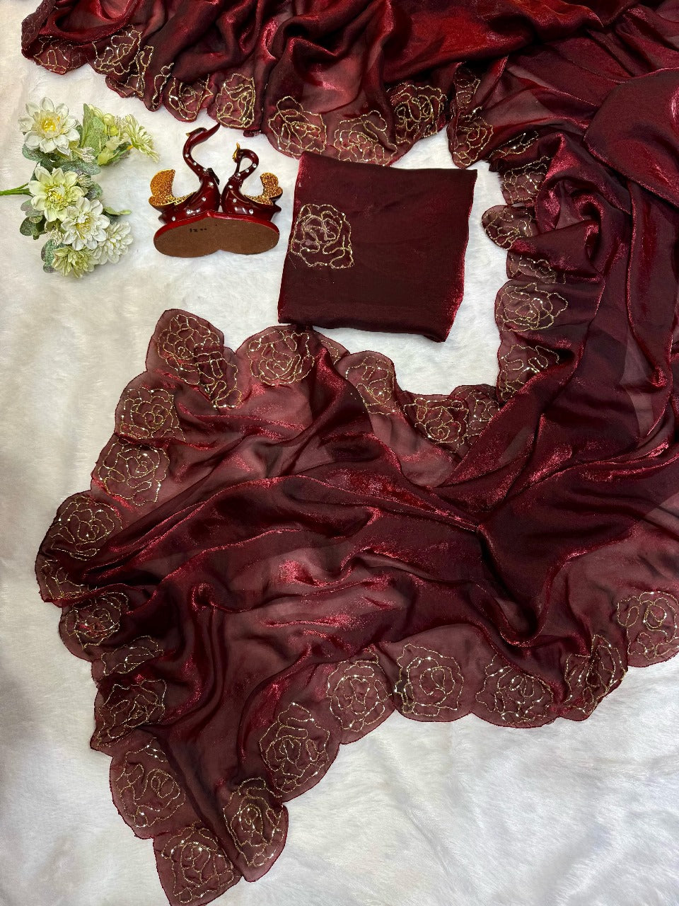 Soft Fandy Sattin Cover With Beautiful Khatli