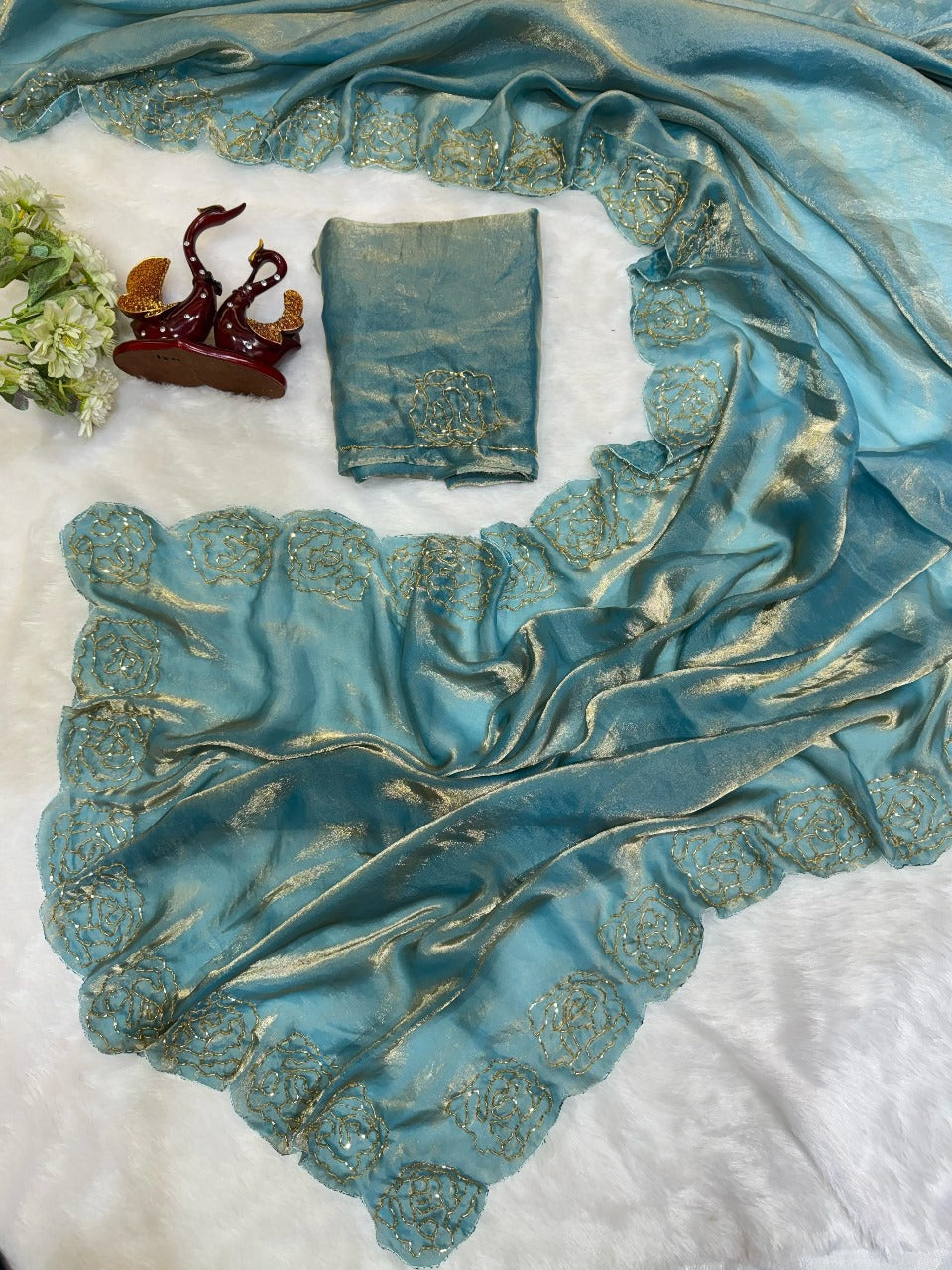 Soft Fandy Sattin Cover With Beautiful Khatli