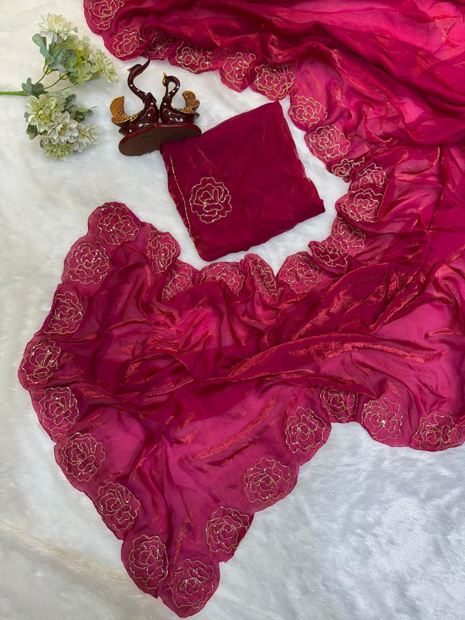 Soft Fandy Sattin Cover With Beautiful Khatli
