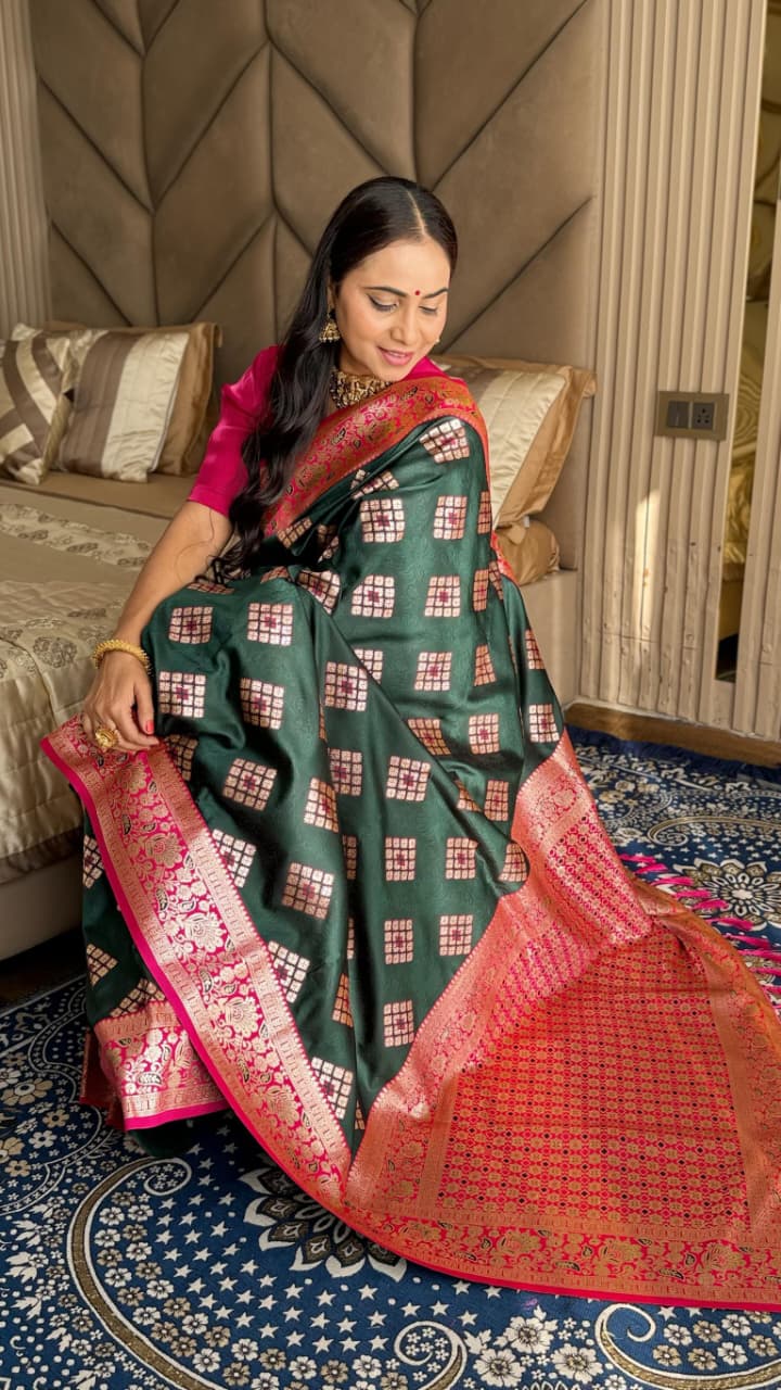 Women's Designer Banarasi Silk with Rich Pallu Silk Saree
