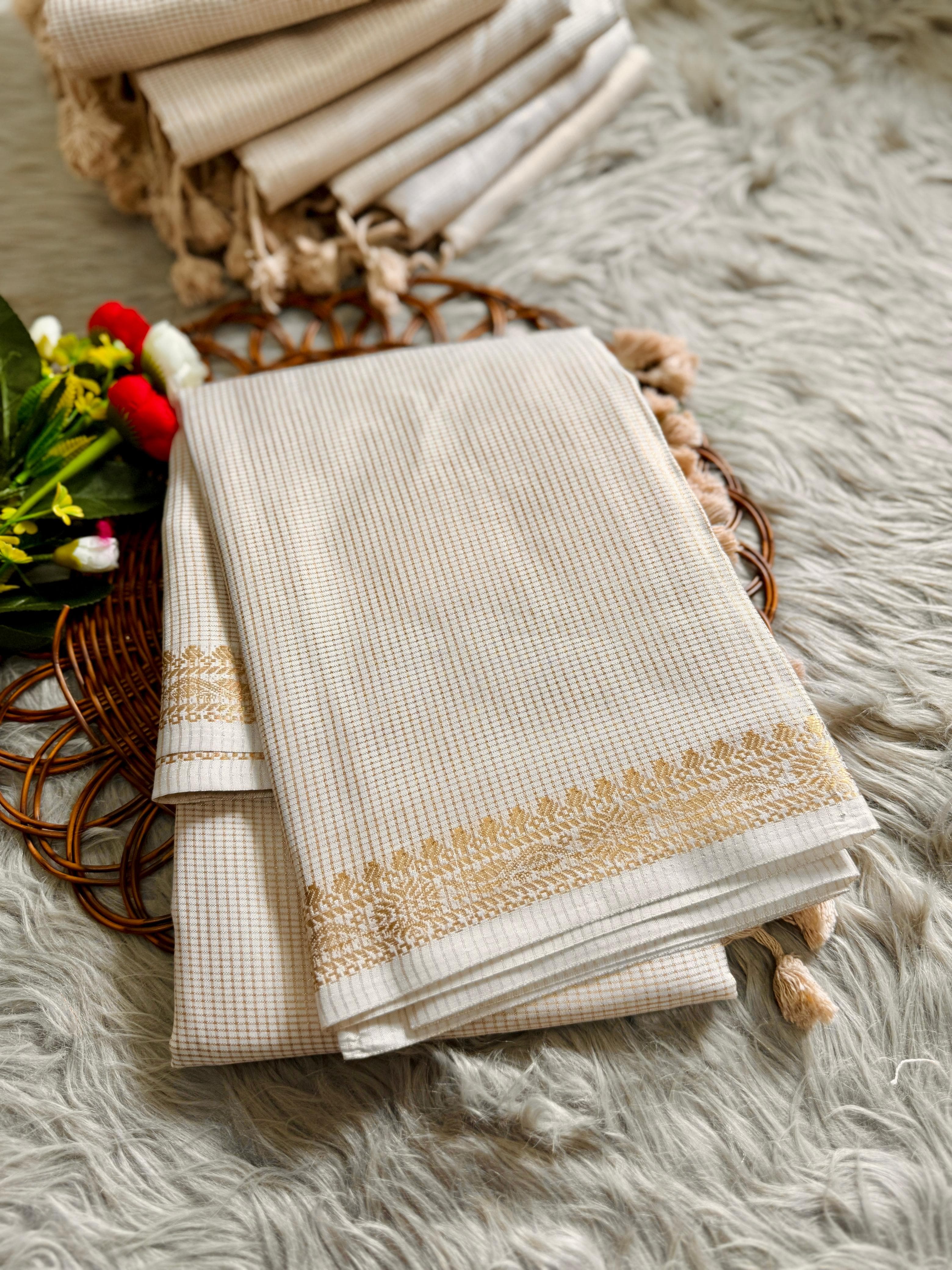 White Rich Zari Border Stunning Kasavu saree