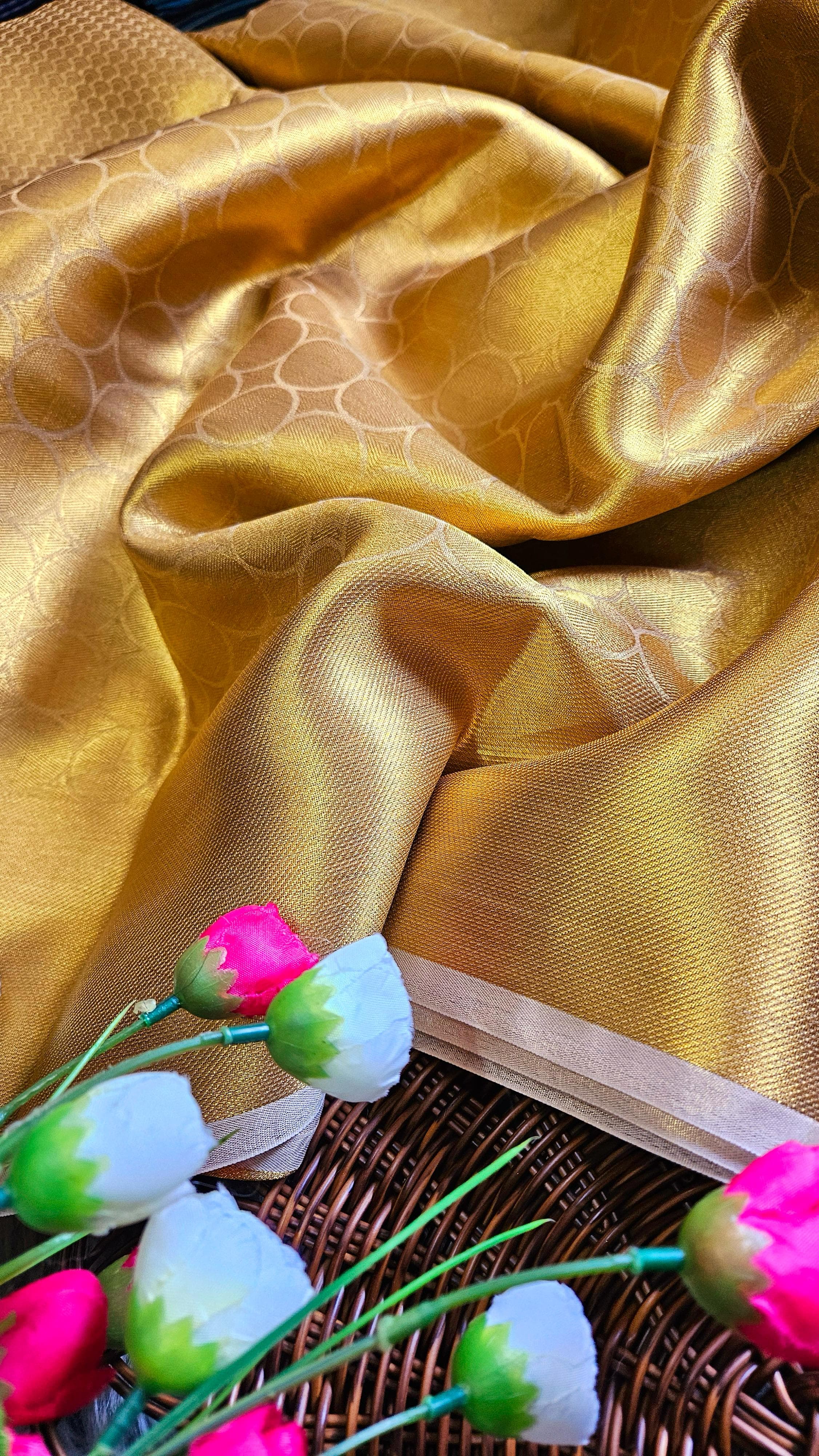 banarsi handloom golden tissue zari silk saree