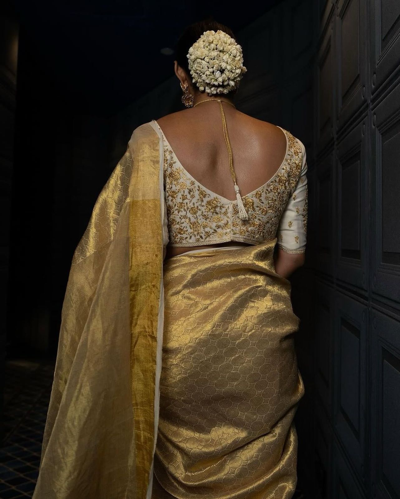 banarsi handloom golden tissue zari silk saree