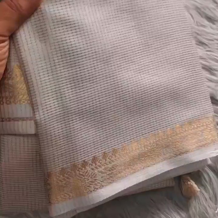 White-Rich-Zari-Border-Stunning-Kasavu-saree