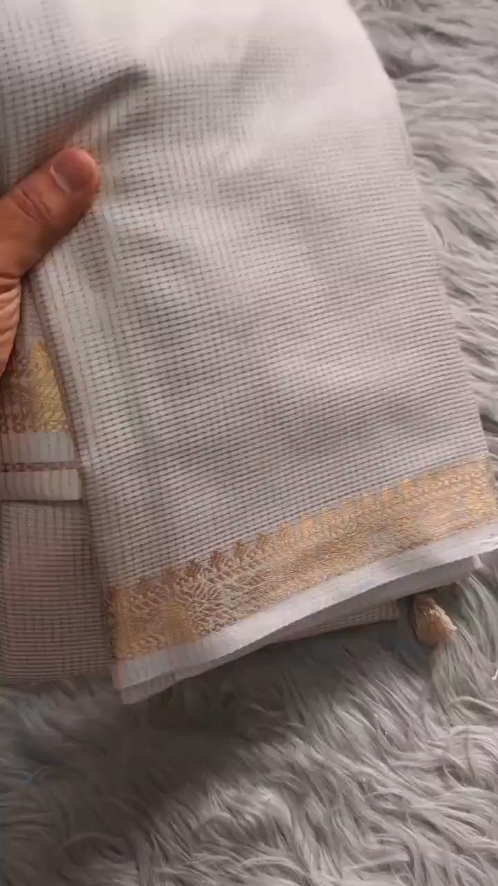 White-Rich-Zari-Border-Stunning-Kasavu-saree